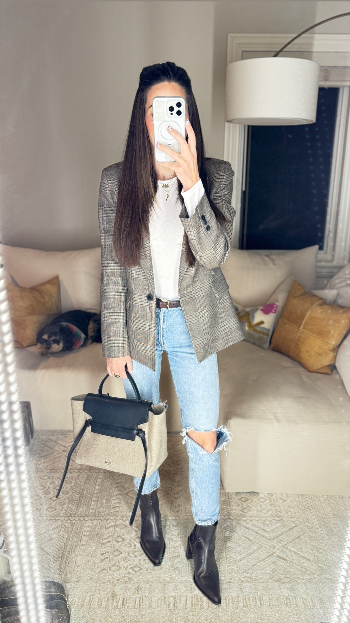 Saturday Brunch with the girls 🤎

Blazer
Chocolate Espresso
Booties
Ripped Jeans
Basics



#LTKWorkwear #LTKStyleTip #LTKHoliday