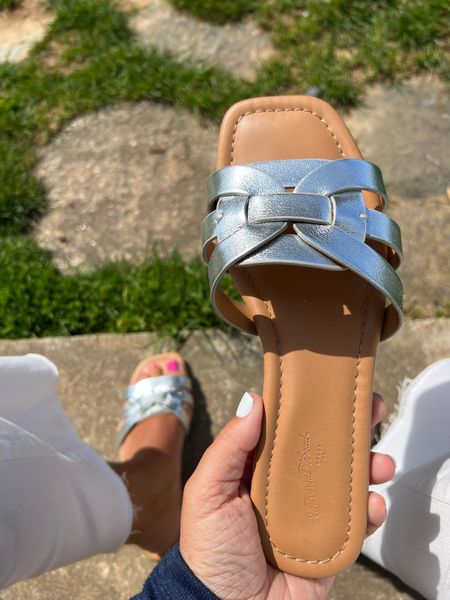 These silver sandals from Target are so chić. I will be wearing these on repeat. 

Under $20

#LTKfindsunder50 #LTKwedding #LTKshoecrush