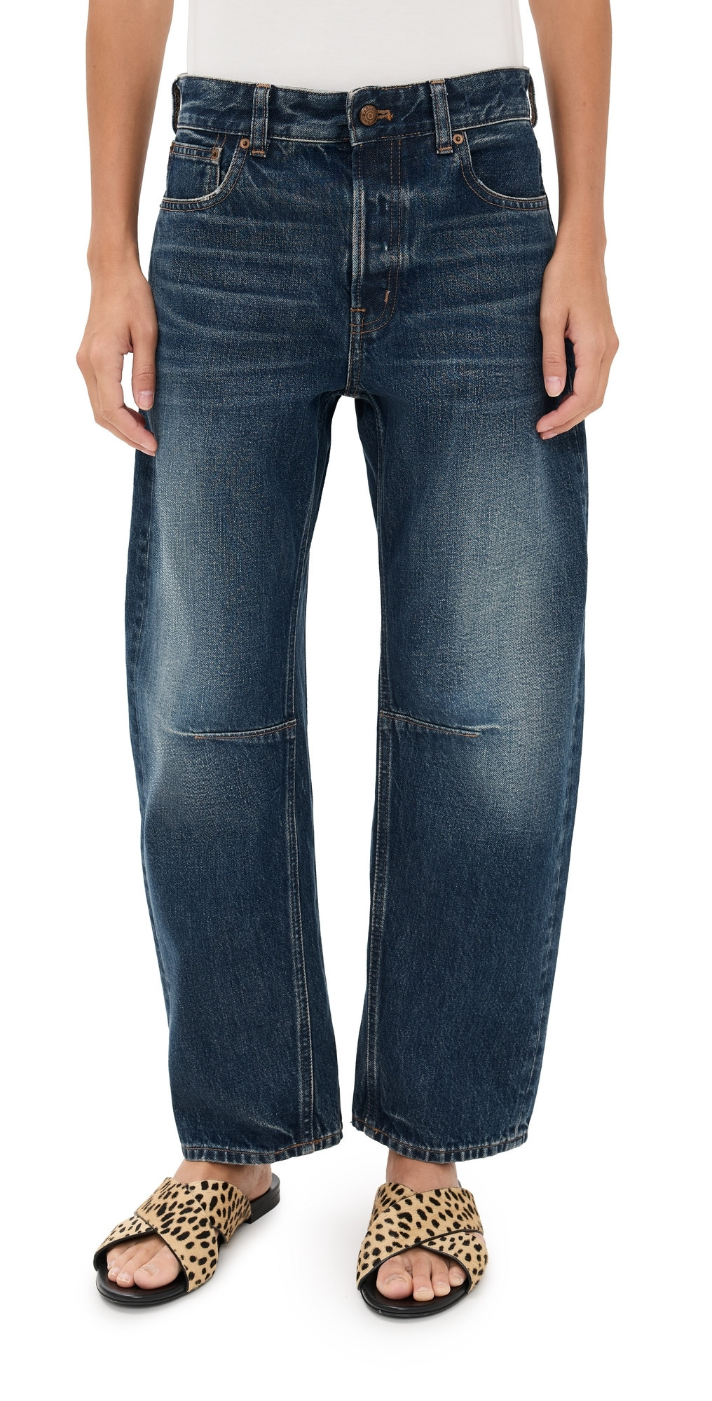 Madewell The Darted Barrel-Leg Jean in Danver Wash Danver Wash 27 | Shopbop