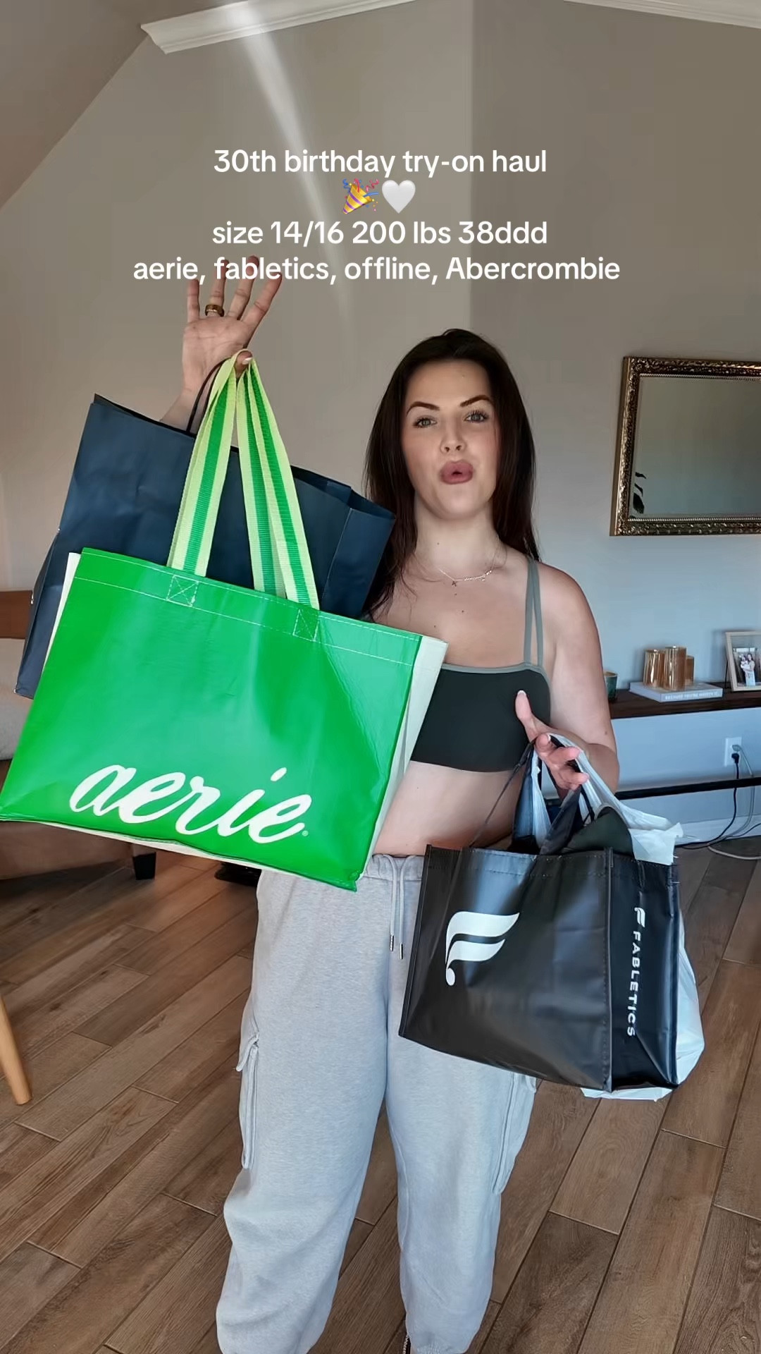 swimmies in an XXL everything else is XL 
Unfortunately it looks like the green is not available so I tagged in the fit of the ones I got from @Fabletics @Aerie @Target 

#LTKootd #LTKPlusSize