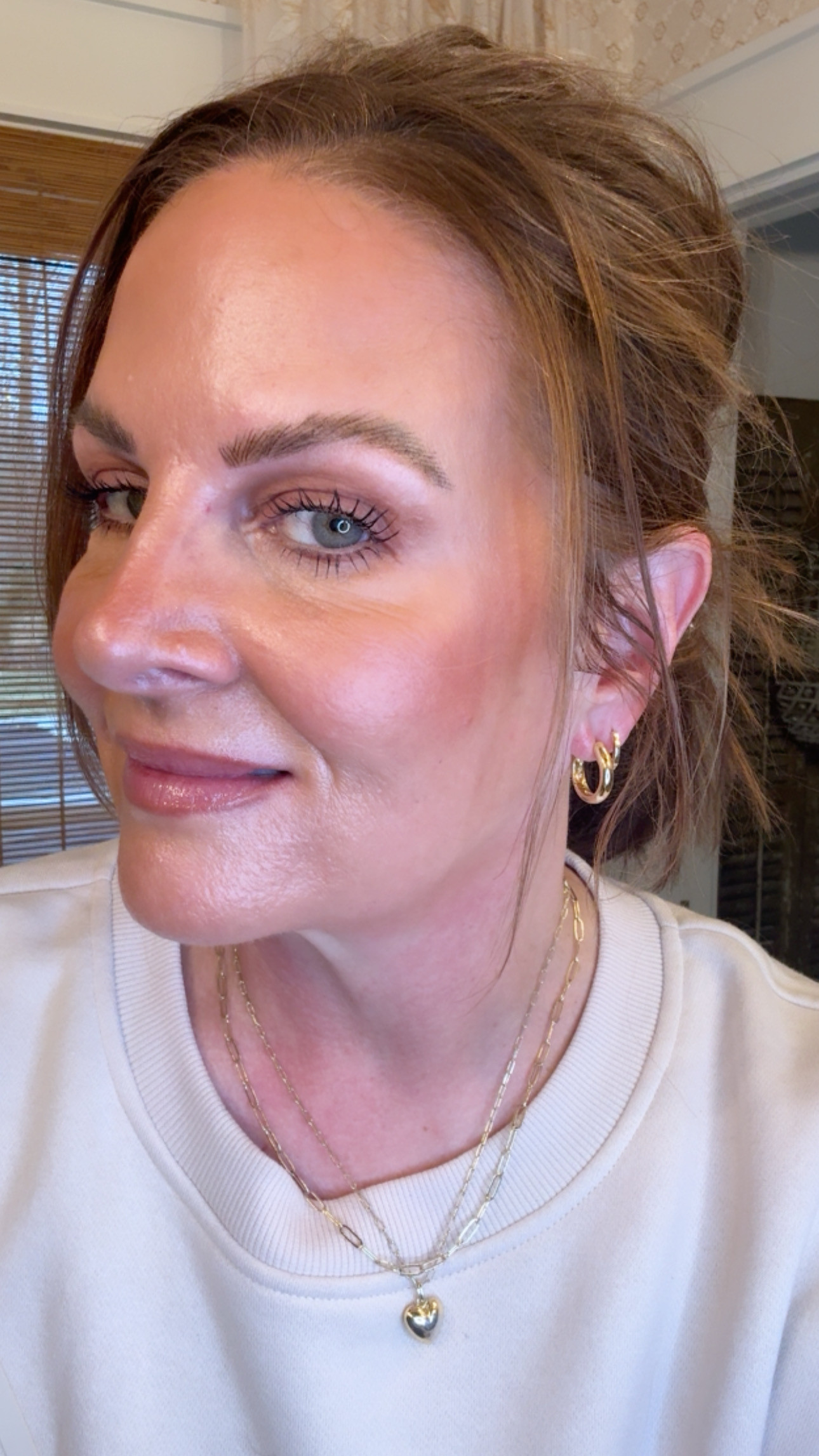 My go-to's for glowy skin as a mature gal! 

Flawless filter: Shade 4
Haus Labs: Shade A64 13
LYS Contour Stick: Harmony
Dibs Baked Bronzer : Vanilla Latte 

 #LTKOver40 #LTKBeauty