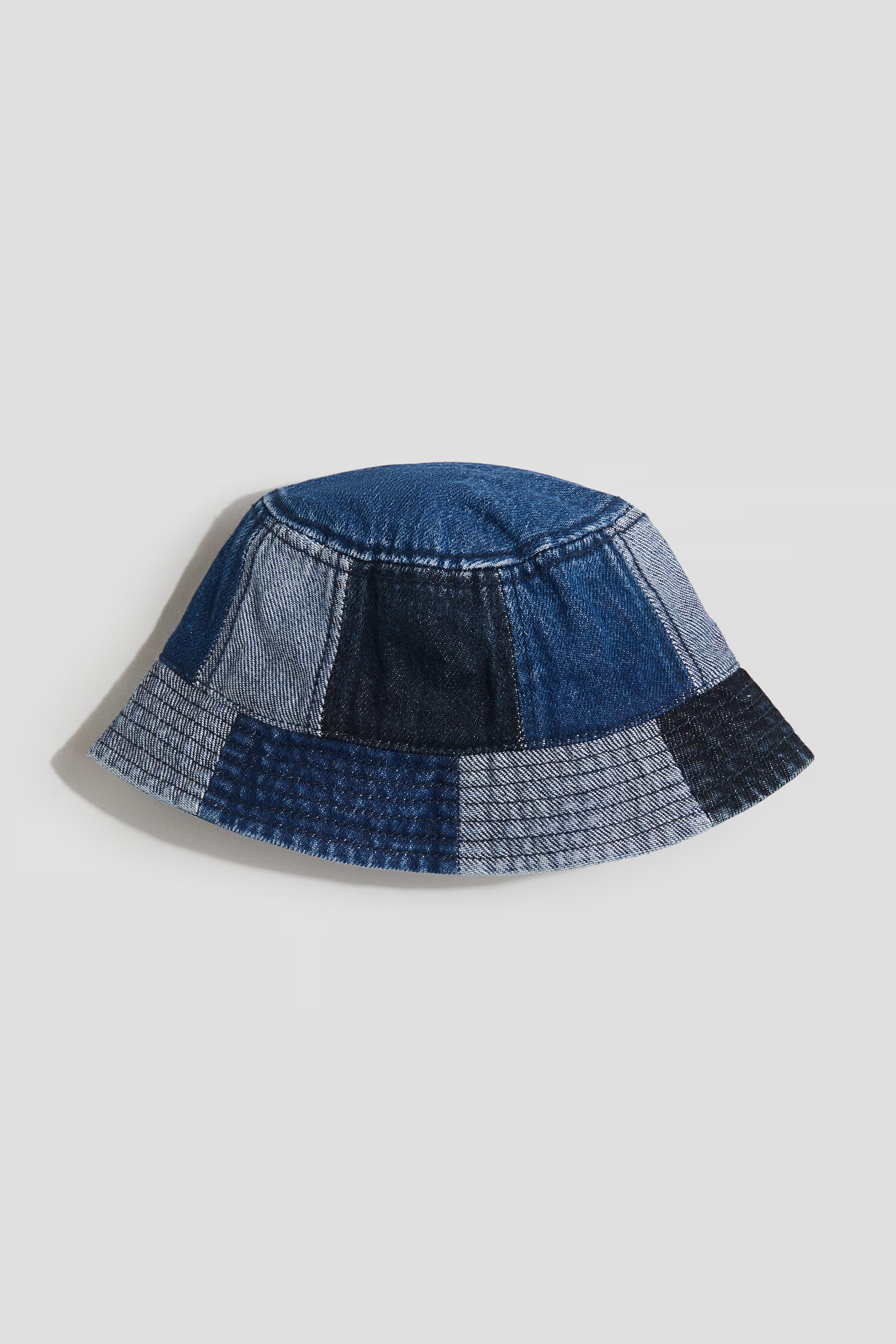 Denim Bucket Hat | H&M (US + CA)