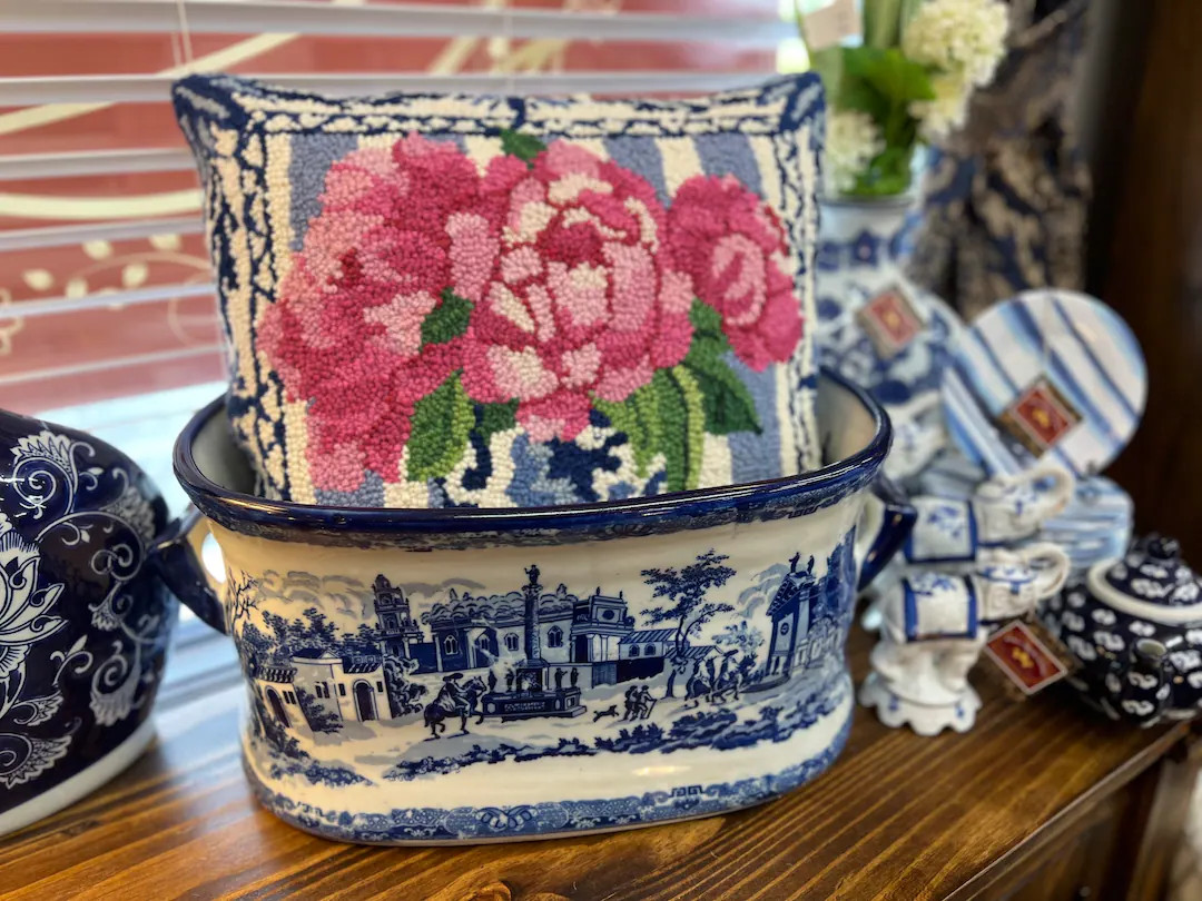 Blue and White Foot Bath Planter (large) - Etsy | Etsy (US)