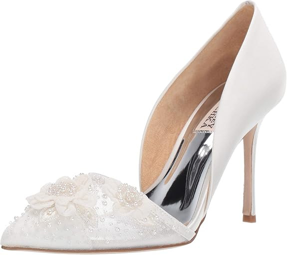 Badgley Mischka Women's Ophelia Pump | Amazon (US)