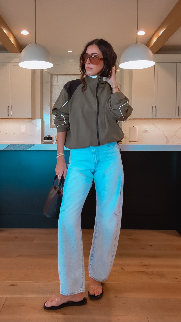 Elevated & casual all at the same time 🙌

Green track jacket: medium
Levi's jeans: 26, size up

@Zara @levis-au 

Elevated fashion, everyday fashion

#LTKgrwm #LTKootd #LTKdayinmylife