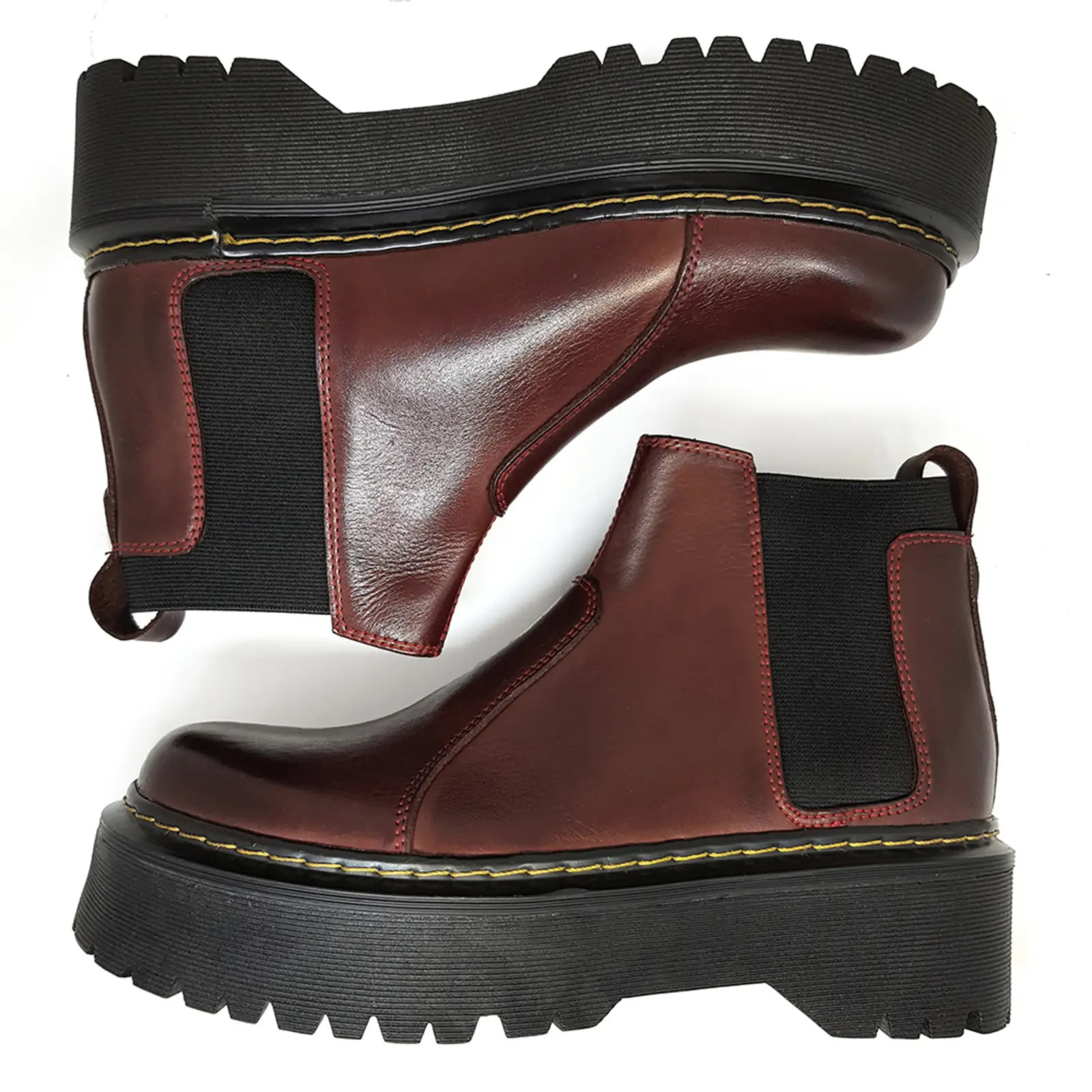 Bota Coturno Couro Chelsea Avalon Maud Marsala | Dafiti (BR)
