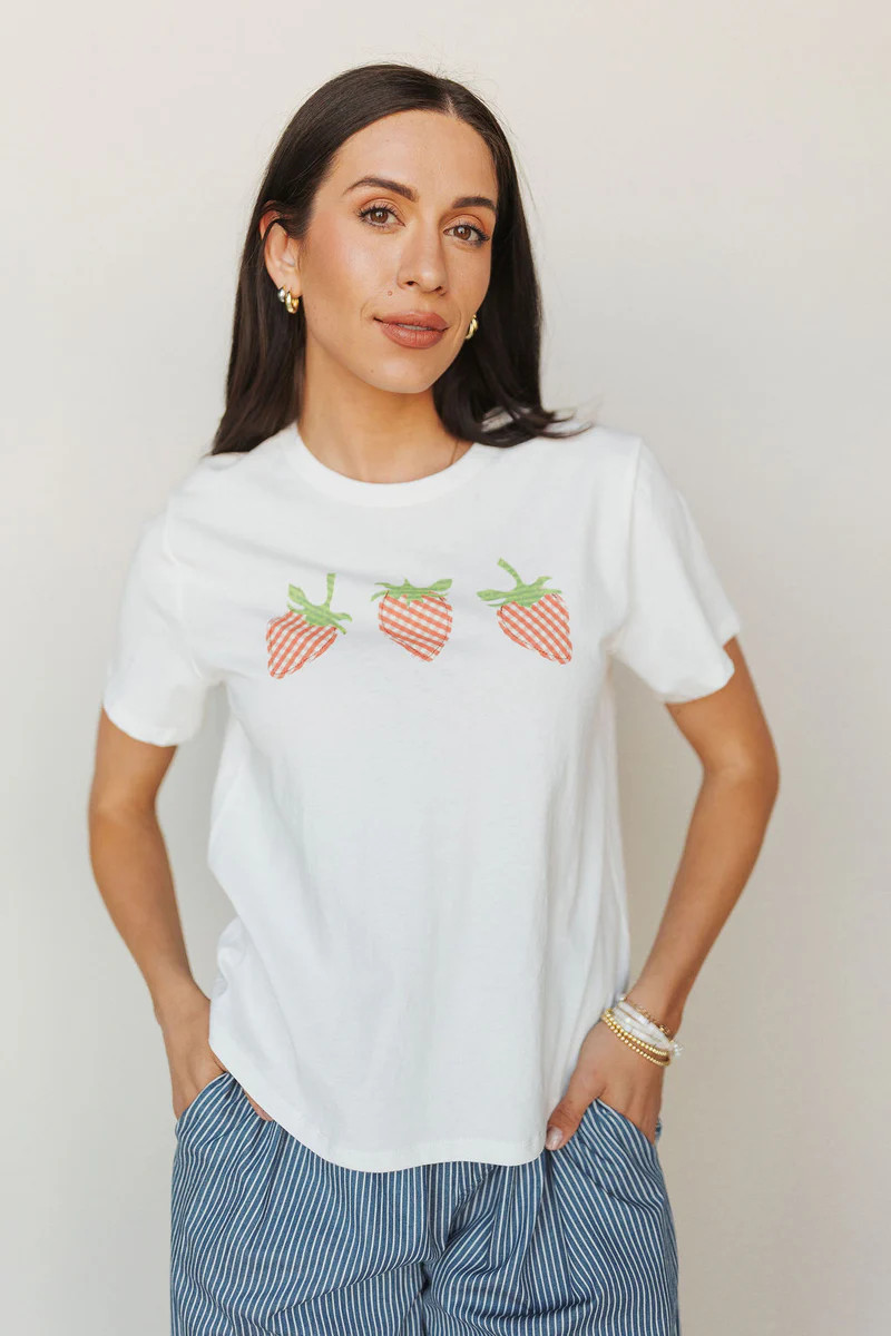 Strawberry Tee | Henly