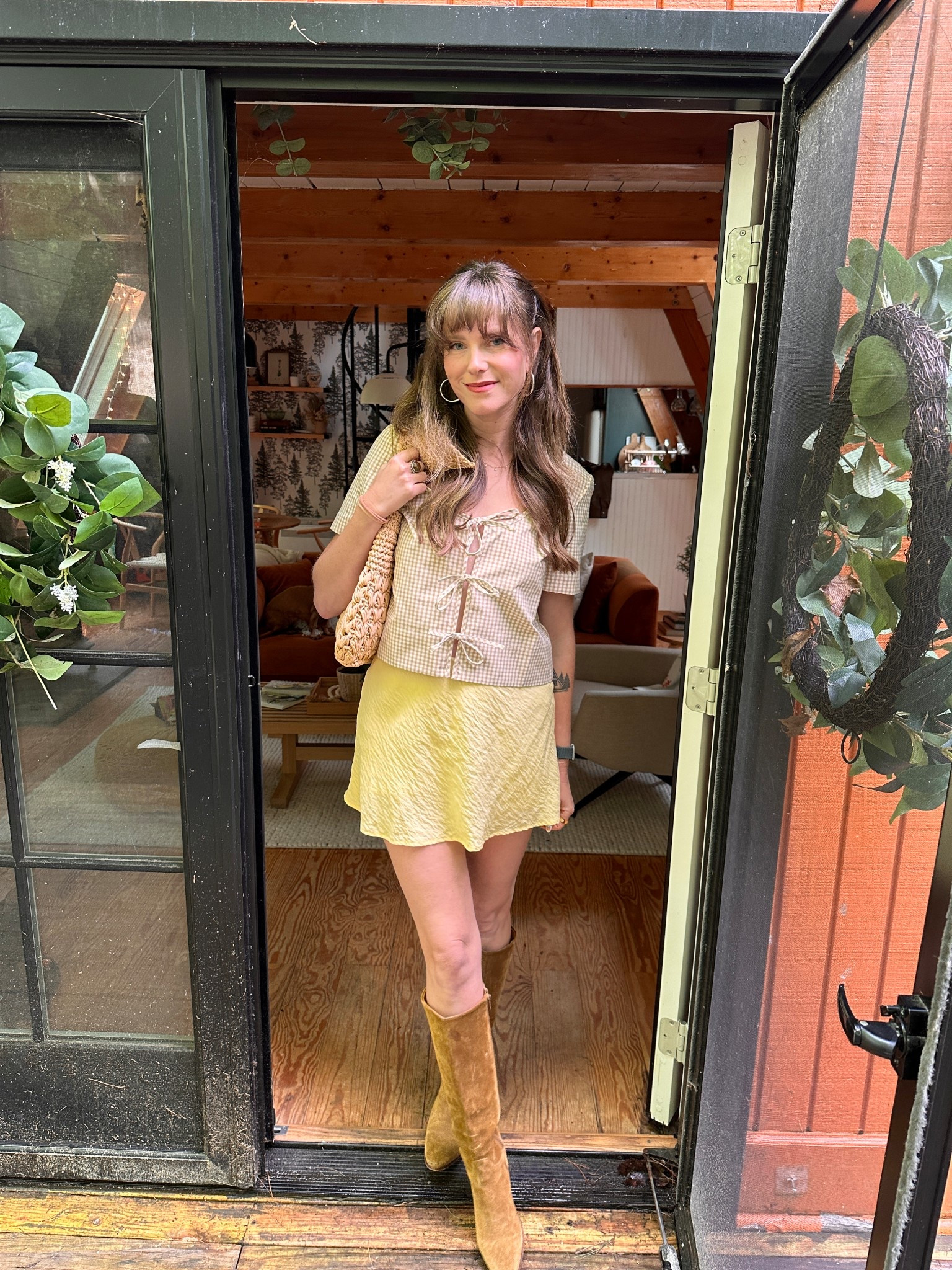 Cute spring night dinner outfit! Skirt is on sale for $45 

#LTKStyleTip #LTKSummerEdit #LTKFindsUnder100