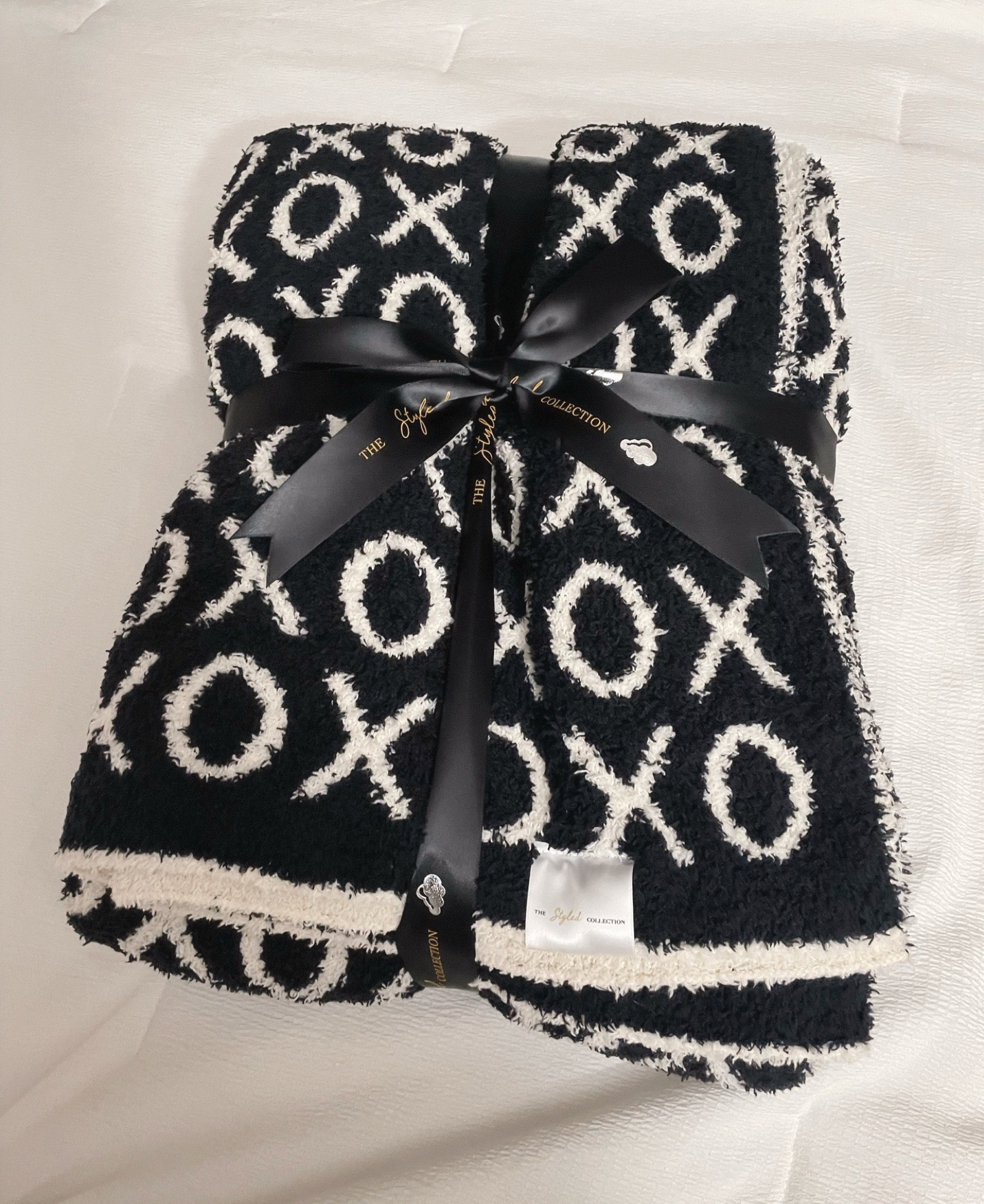 My favorite blankets😍

#styledcollection #fleece #fleeceblanket #blanket #throwblanket #giftidea

#LTKsalealert #LTKhome #LTKCyberweek