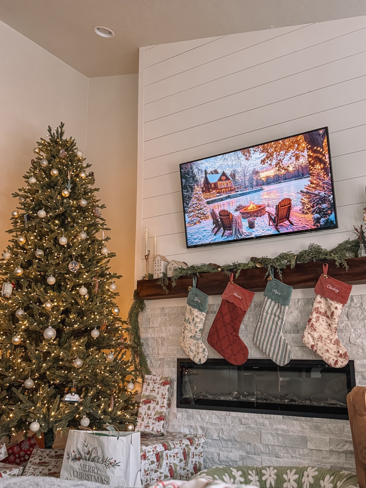 🎄🎅🏼🎁

#LTKSeasonal #LTKHoliday #LTKHome