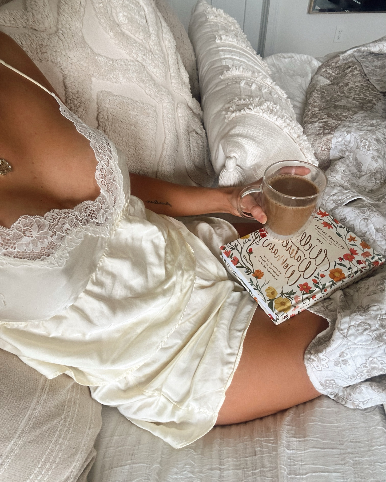 Love a cutie matching set moment linking my exact one from @aerie ☁️🕊️✨🌼 and similar ones as well!:) 

#LTKBeauty #LTKWedding #LTKStyleTip