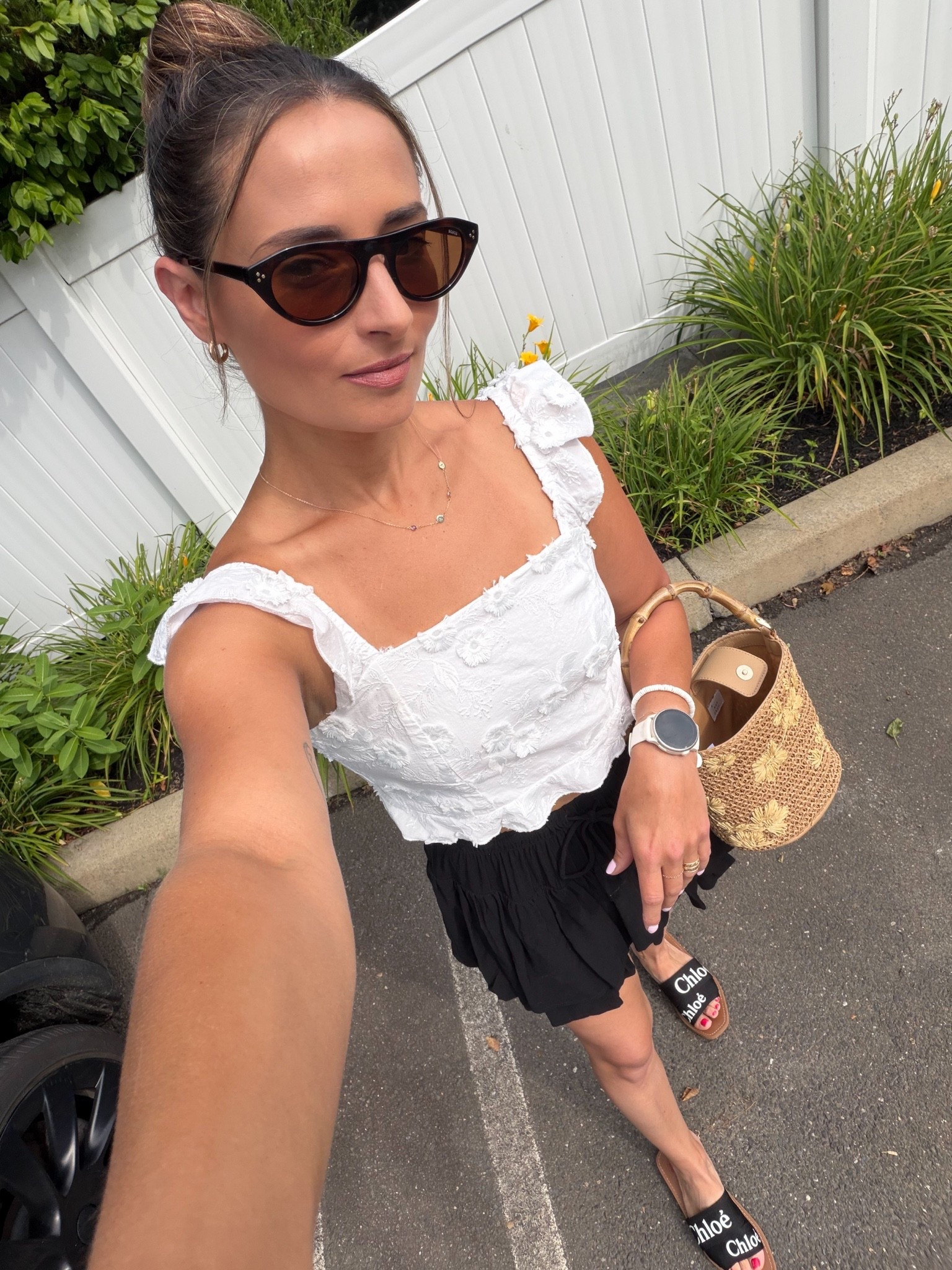 🖤🌼🥥

#LTKootd #LTKdayinmylife #LTKSeasonal