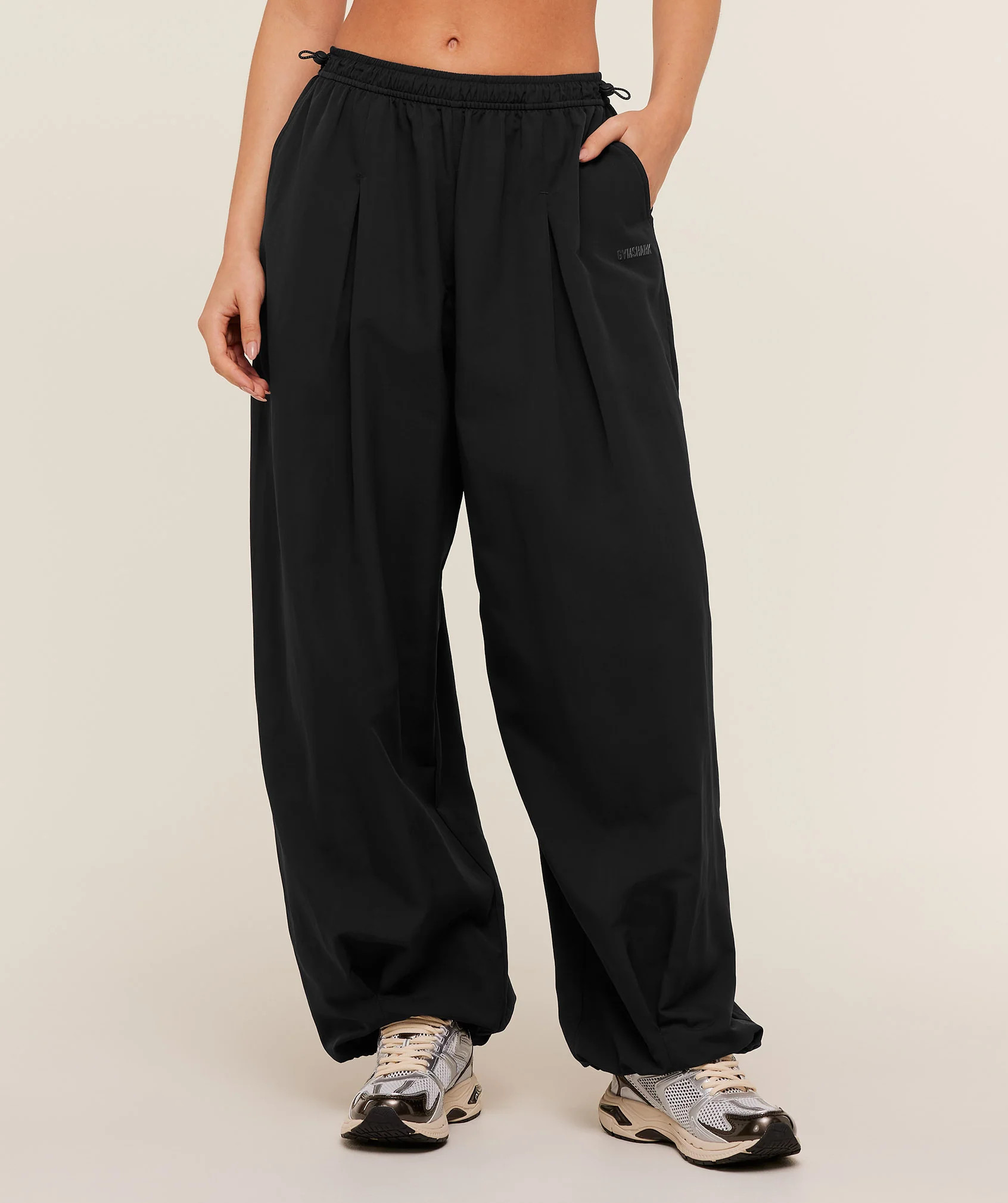 Weekend Lifestyle Parachute Pant | Gymshark US