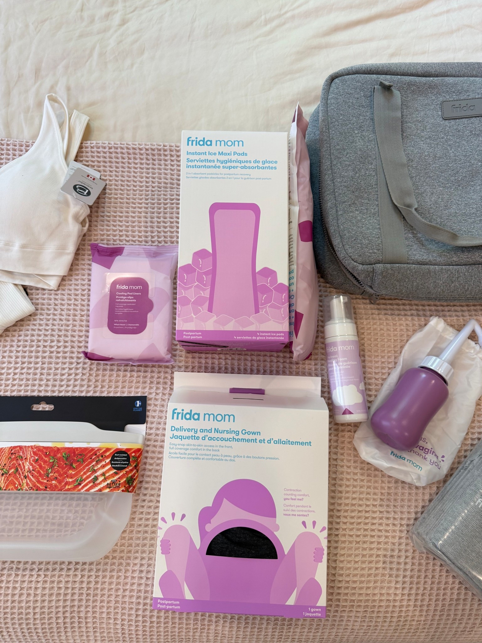 My hospital bag essentials 🤍 