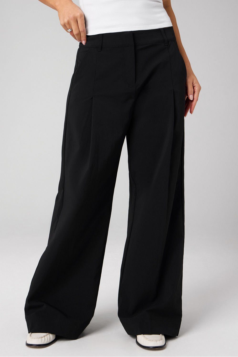Everyday Wide Leg Mid-Rise Trouser | Fabletics