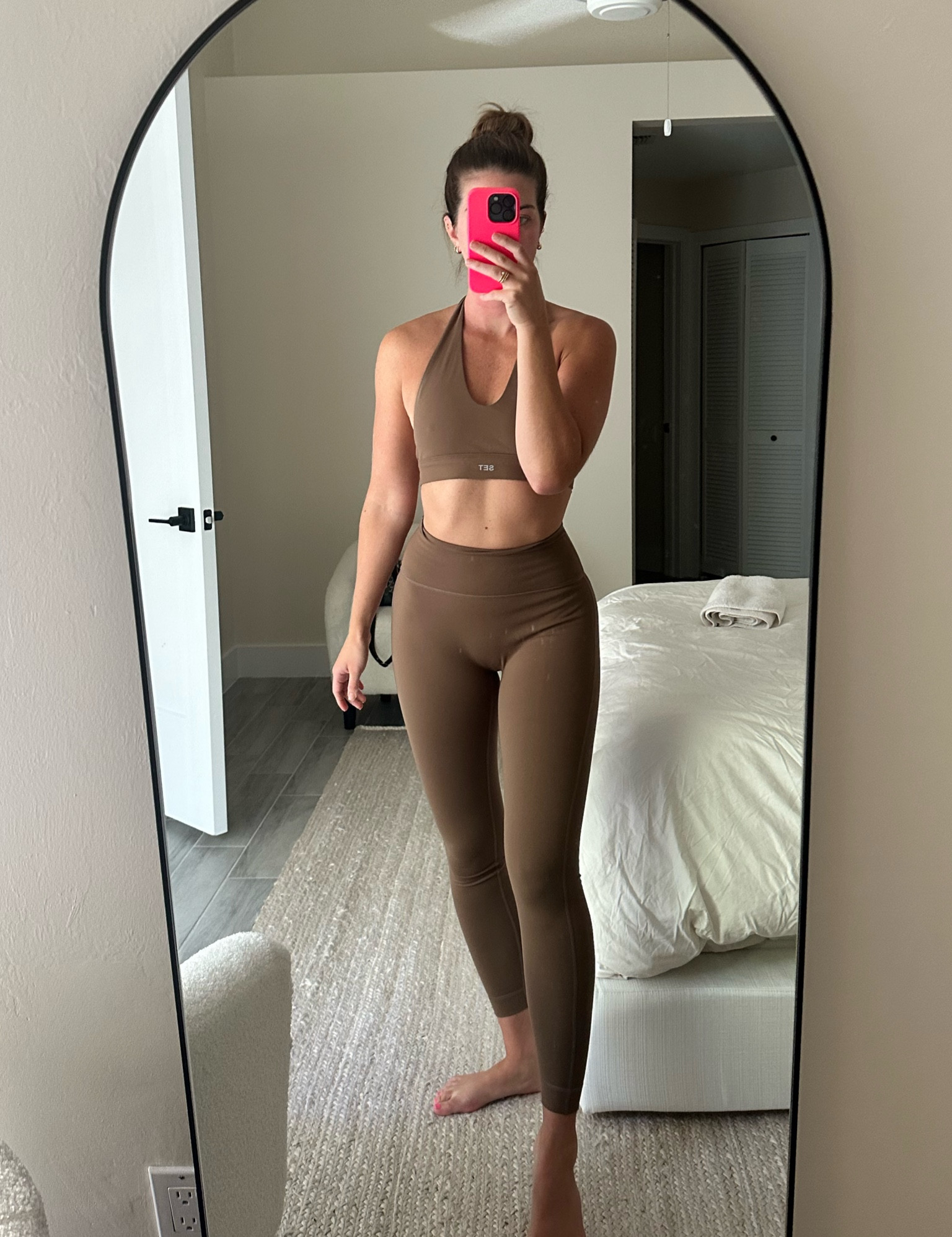 Another set set coming right at you!  For those wondering about the different materials, I have only tried and really like the luxe form . Really compressive and good! I got a size small in both top and bottoms 

#workoutset #setactive #hotyoga #pilates #whattowear #leggings 

#LTKFitness #LTKunder100 #LTKU