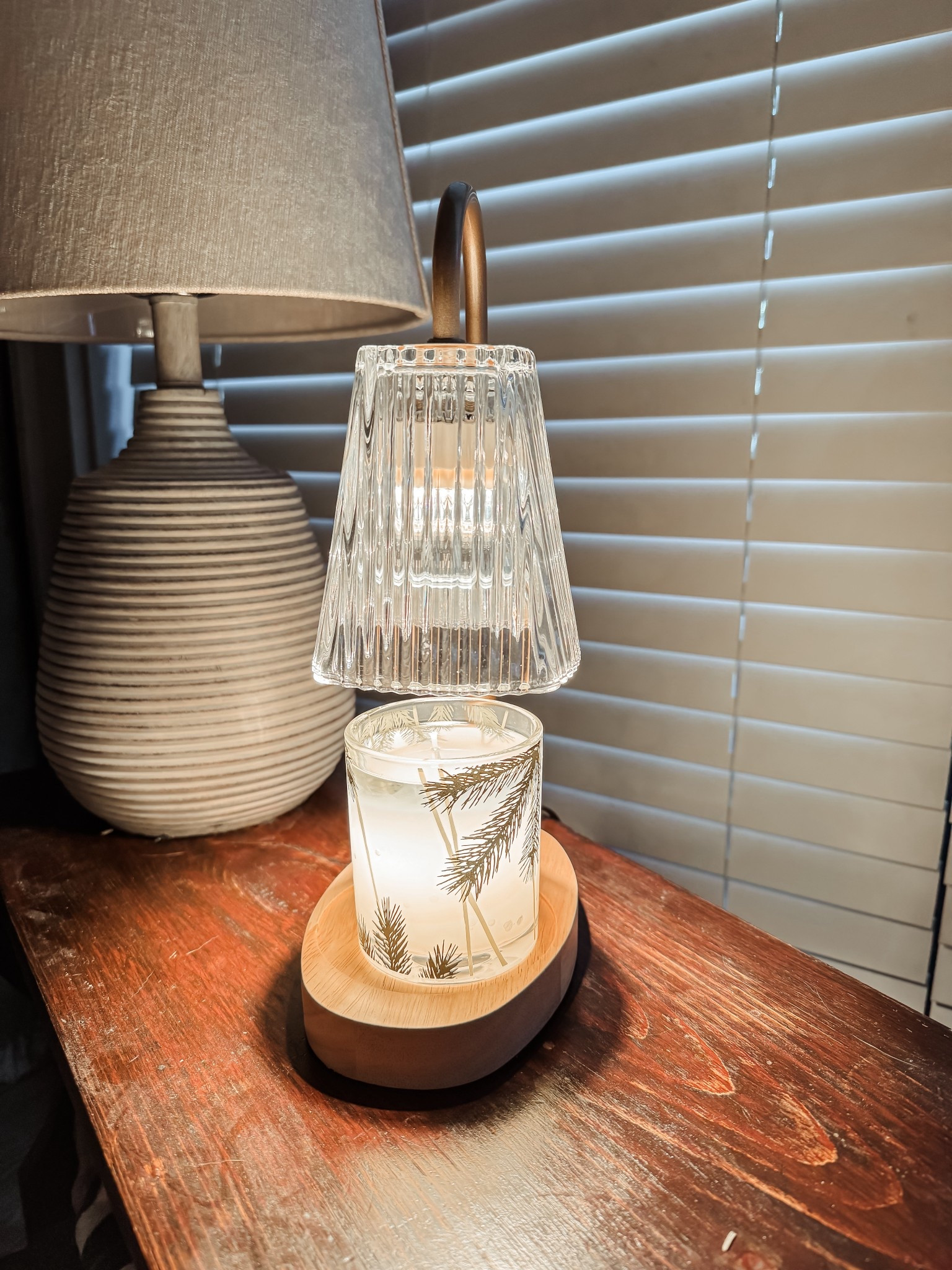 Lamp // candle warmer // candle // gifts for her // Amazon finds // decor // home decor // under $100 // under $50 

#LTKHome #LTKSaleAlert #LTKmomlife