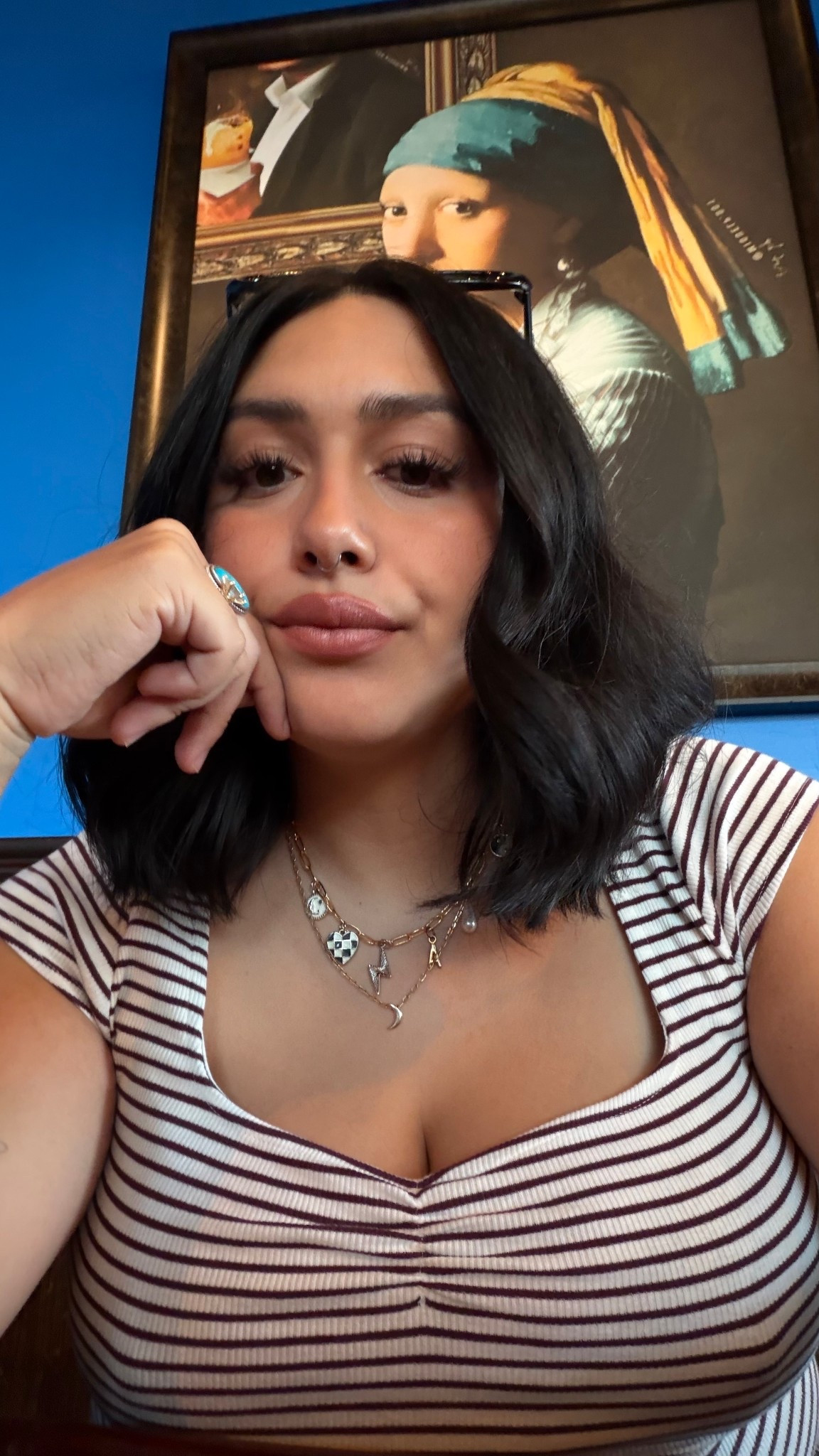 the cutest white and berry striped shirt! love the neckline and the fit! wearing a size large! 