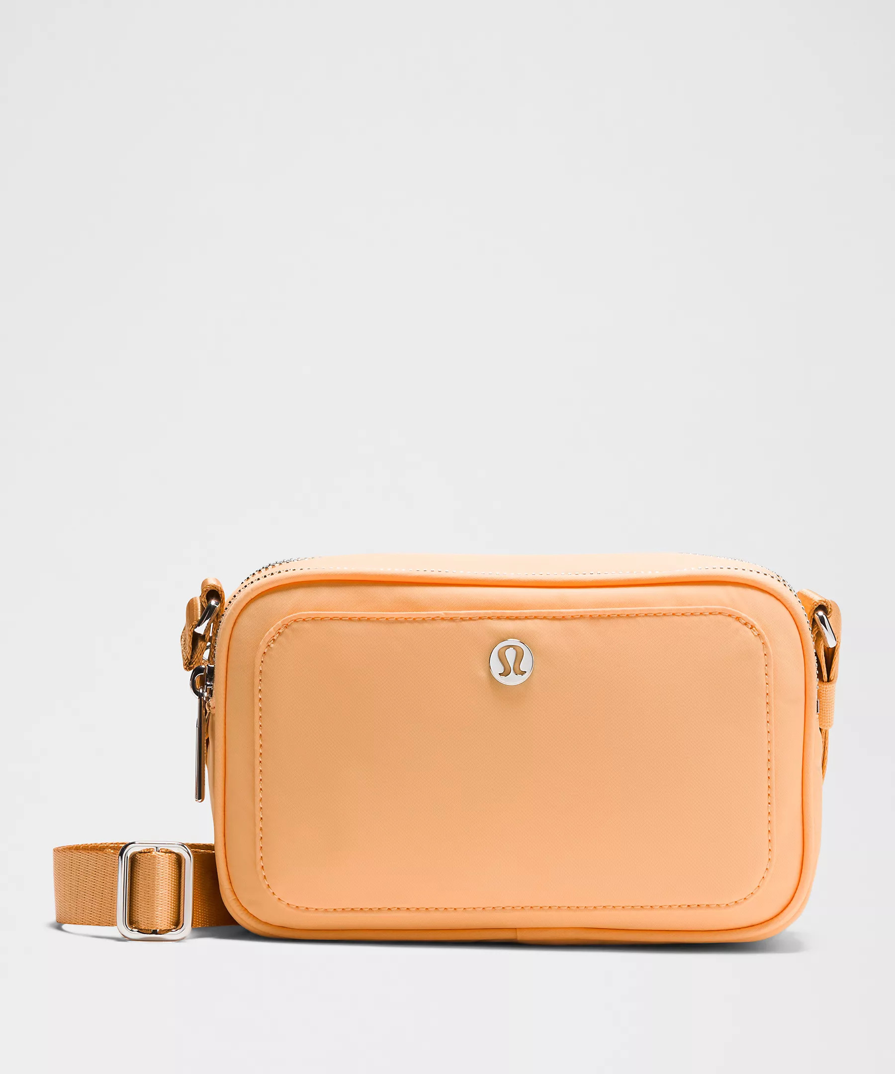 Crossbody Camera Bag 2L | Lululemon (US)