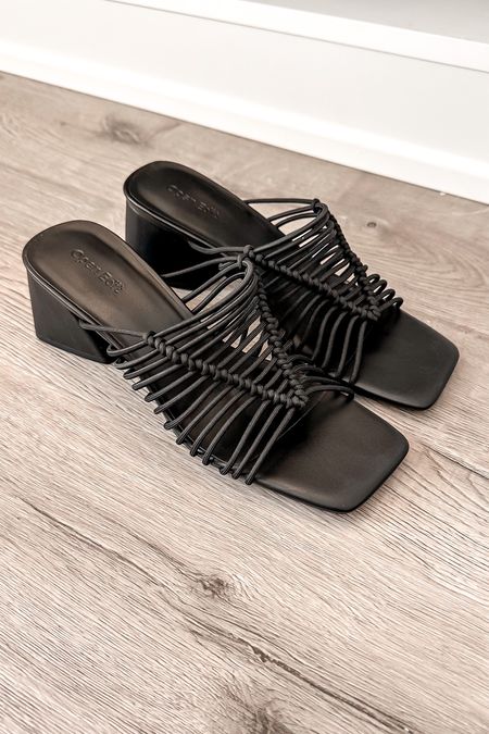 These mule sandals are 30% off! They run true to size and would pair well with a dress for this summer!🖤

#LTKsalealert #LTKFind #LTKshoecrush