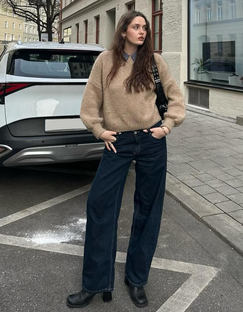 Wide-leg low-waist jeans - Low waist - Women | Bershka GB