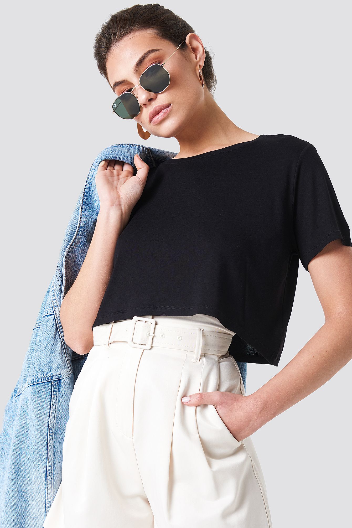 Viscose Cropped Tee Black | NA-KD Global