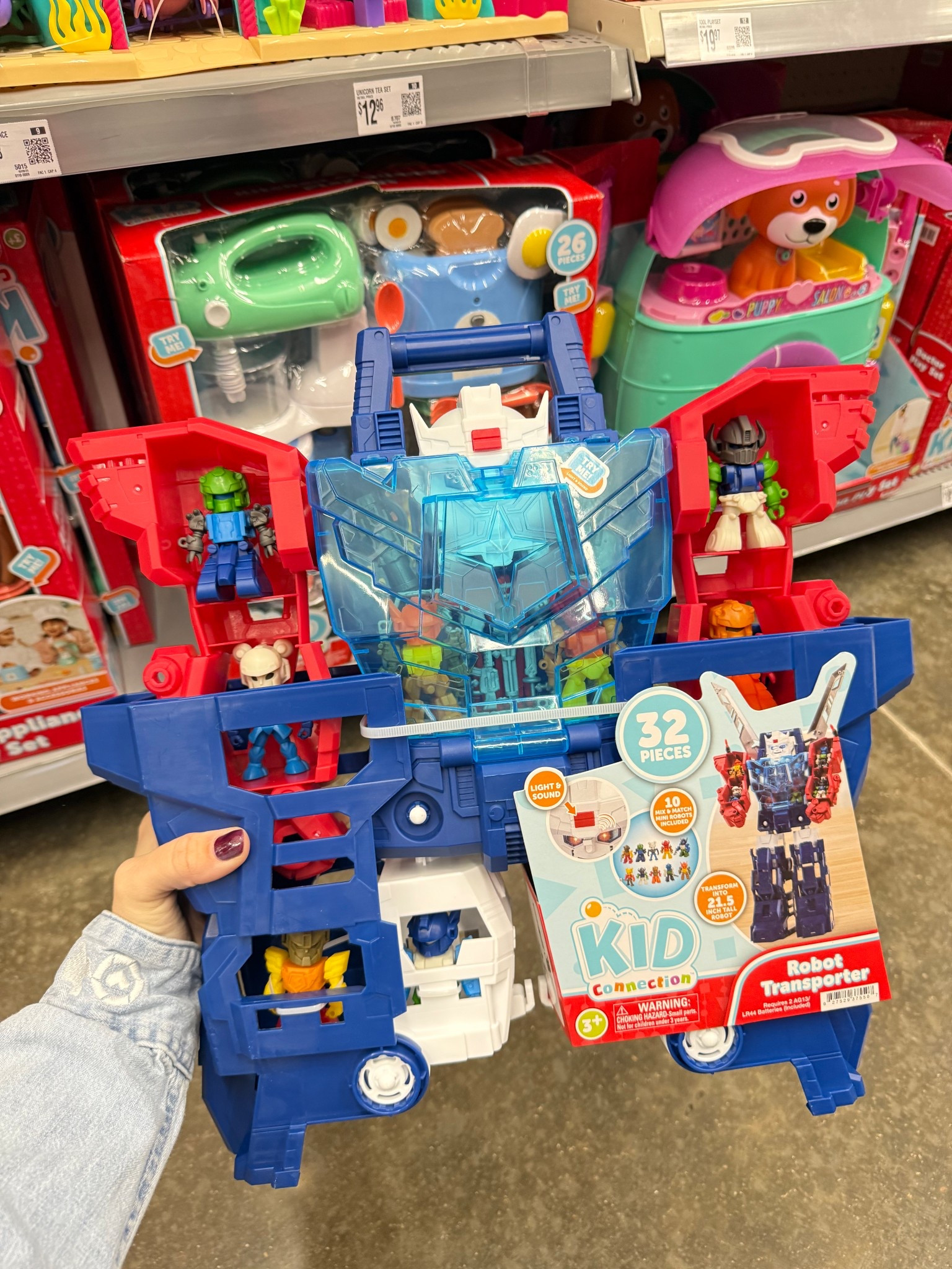 Kid Connection Robot Transporter, Lights and Sounds, 32 Pieces, Toddler Toys

#LTKKids #LTKHoliday #LTKGiftGuide