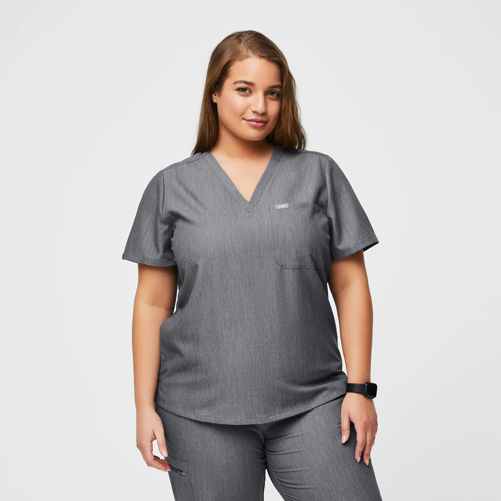 Women's Catarina One-Pocket Scrub Top - Graphite · FIGS | FIGS