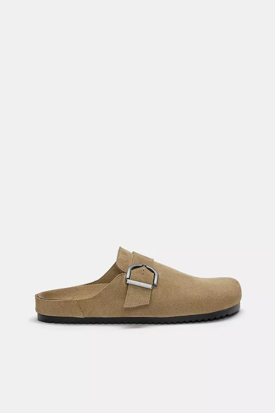 Buckled leather clogs | PULL and BEAR UK