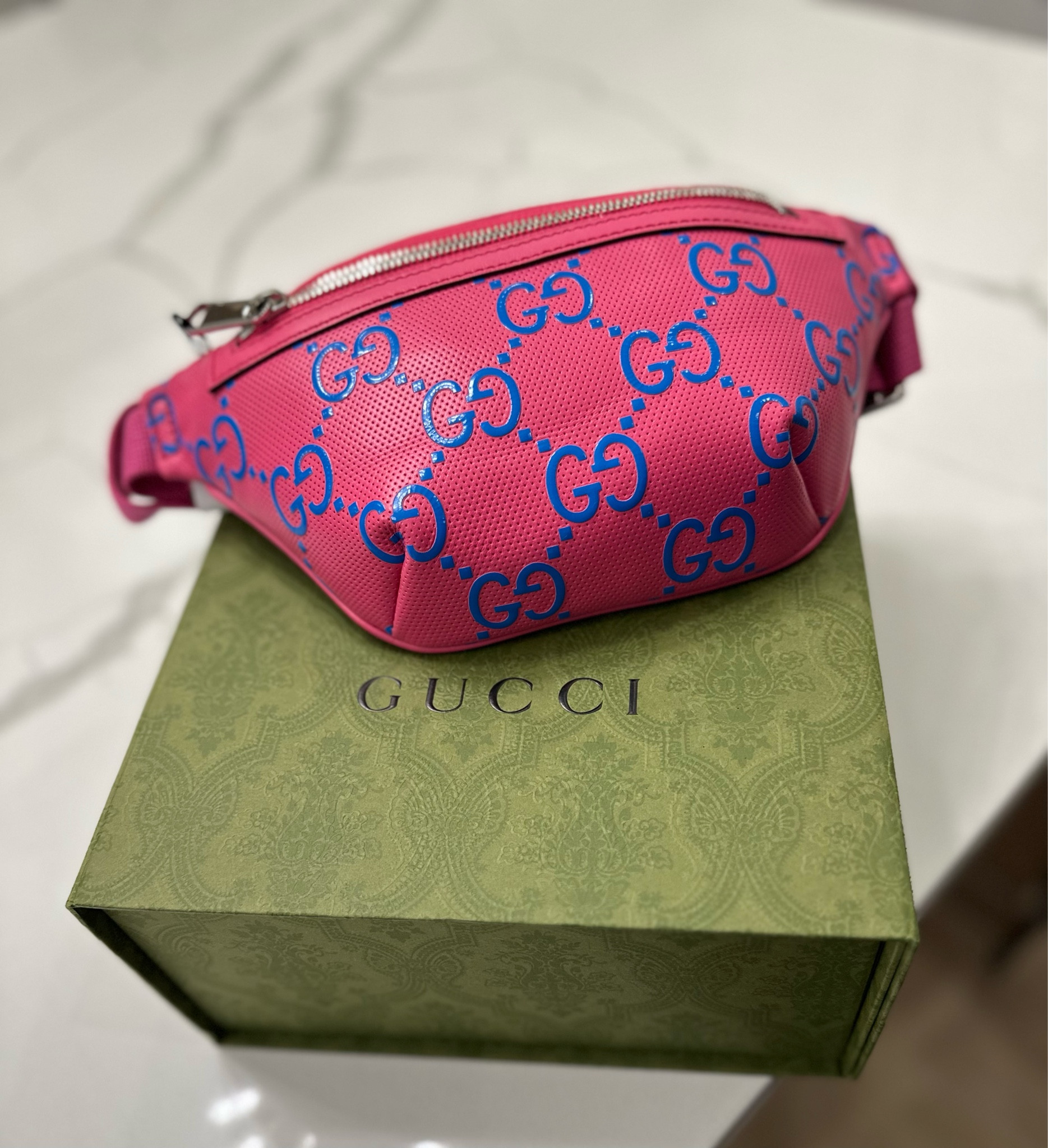 My pink Gucci belt bag is here. She’s a stunner and the perfect size! I ordered the size 90  

#LTKitbag #LTKstyletip