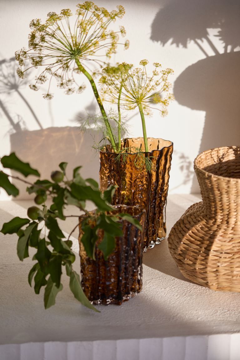 Textured Glass Vase | H&M (US + CA)