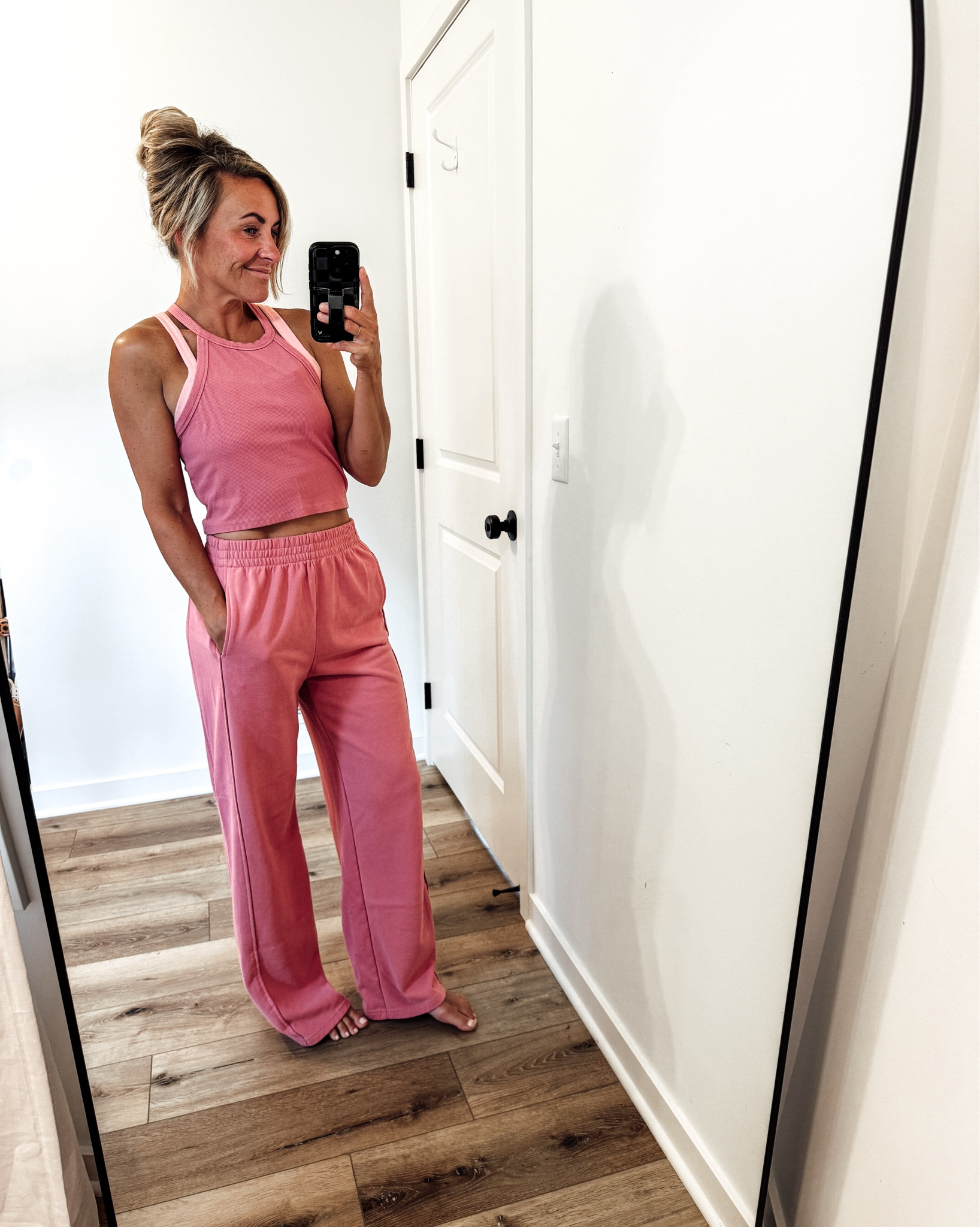 Few of my quick & cozy mom fits this week 🫶🏻


#LTKFindsUnder50 #LTKActive #LTKStyleTip