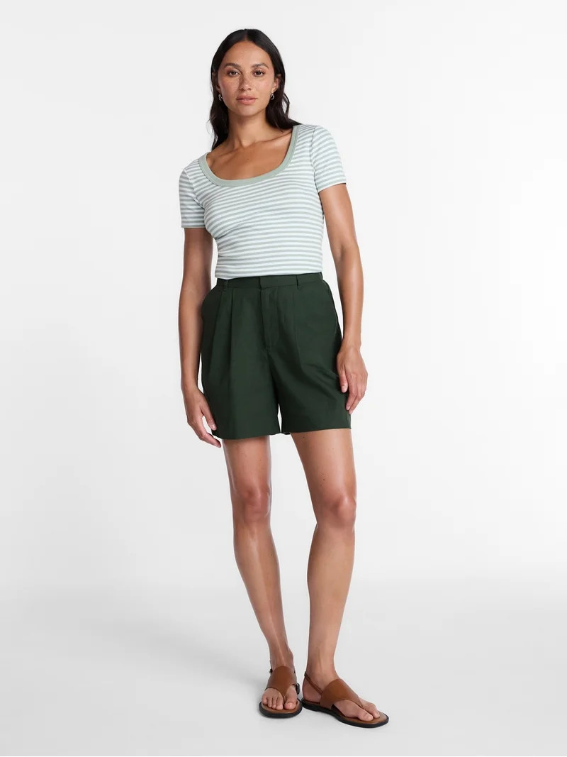 Time and Tru Women's Ribbed Scoop Neck Tee with Short Sleeves, Sizes XS-XXXL | Walmart (US)