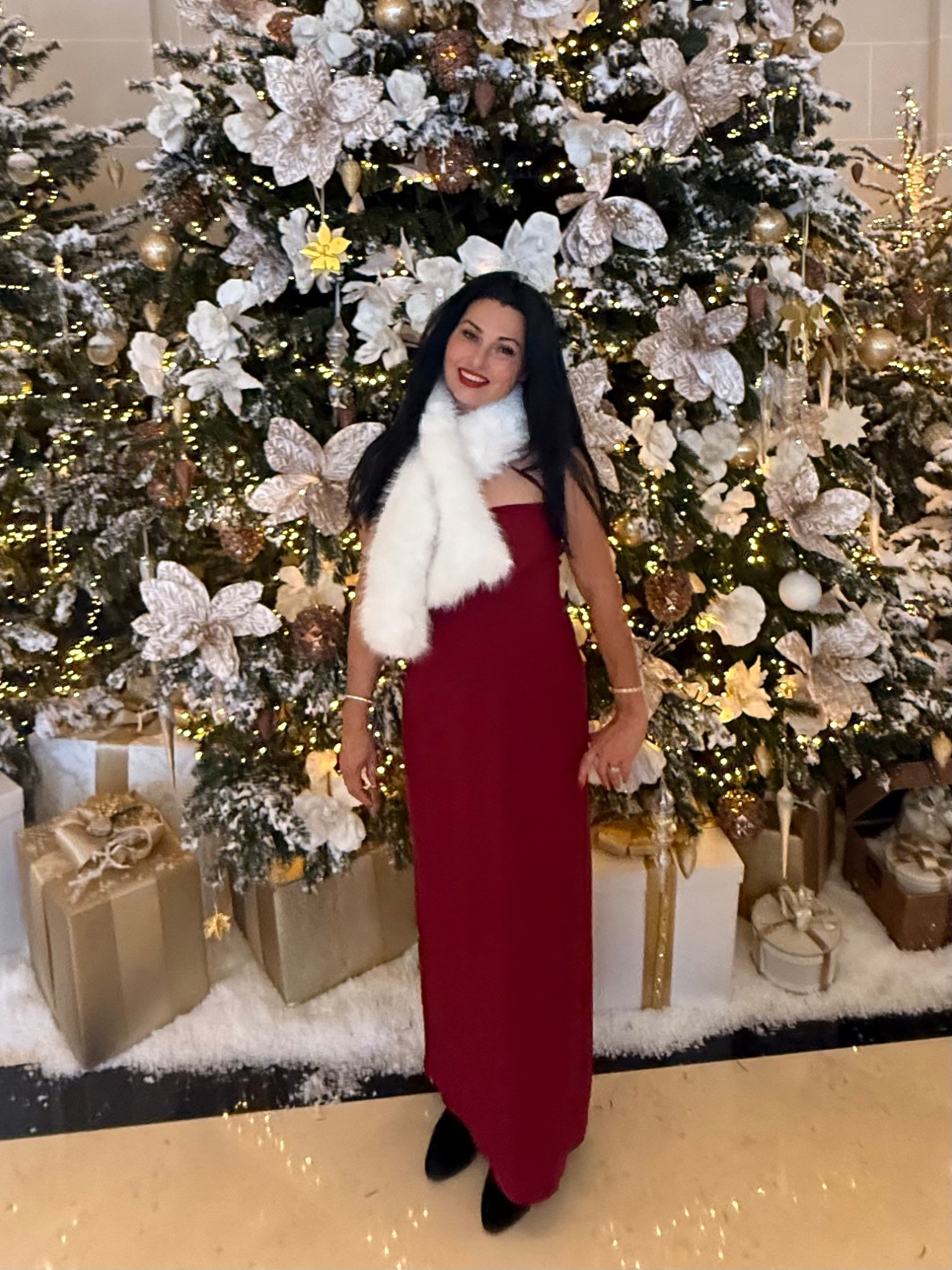 Merry Christmas Dress! ❤️

#reddress #holidaydress #holidaypartydress #marneystidbits #winteroutfit

#LTKdayinmylife #LTKFindsUnder50 #LTKootd