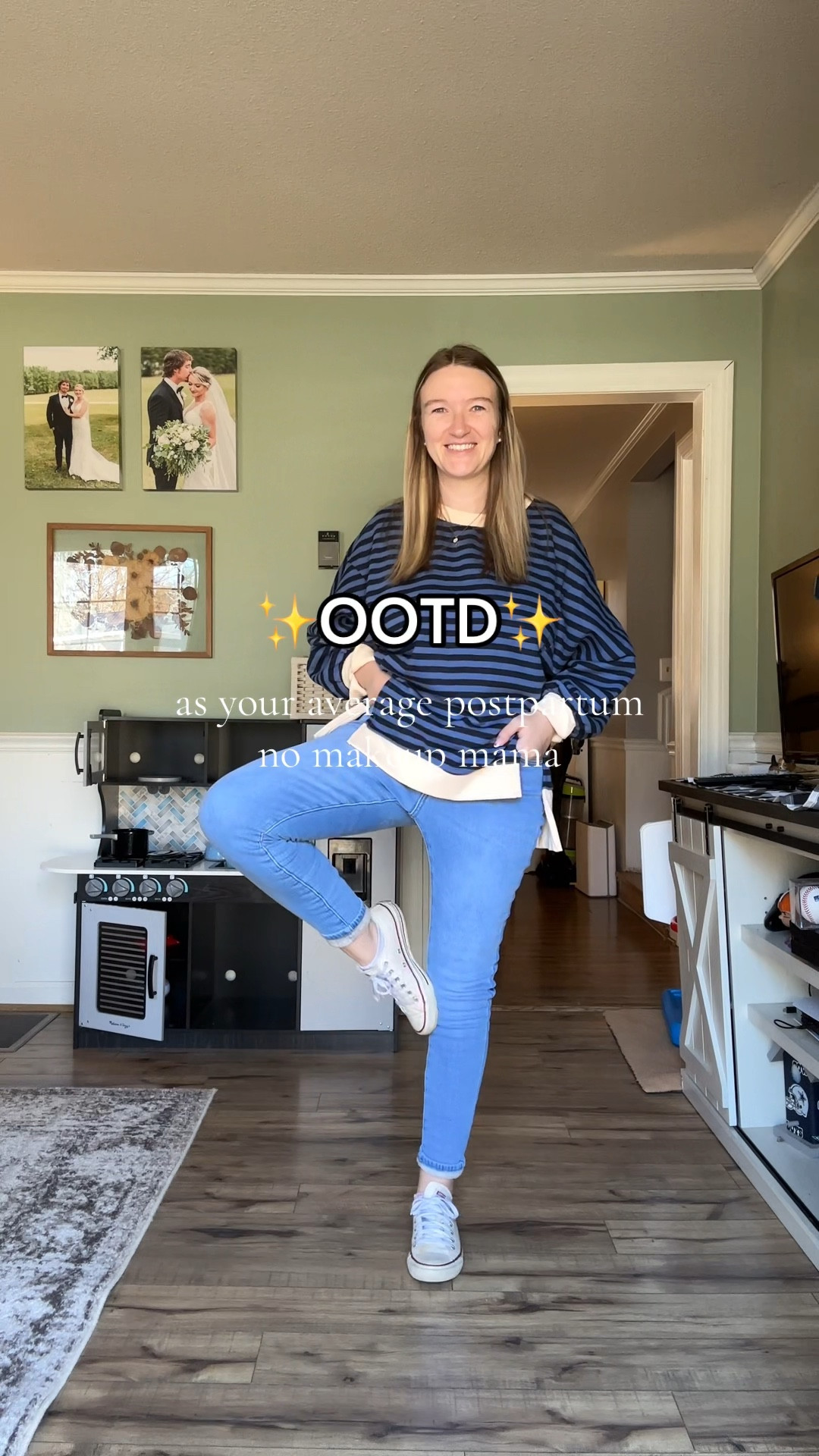 They don’t have my exact sweater anymore 😭 so I linked one similar!

Another day another OOTD from your favorite average postpartum no makeup mama 🥰💛💙

#momOOTD #OOTD #outfitinspo #momfit #outfitoftheday 

#LTKootd #LTKdayinmylife #LTKmomlife