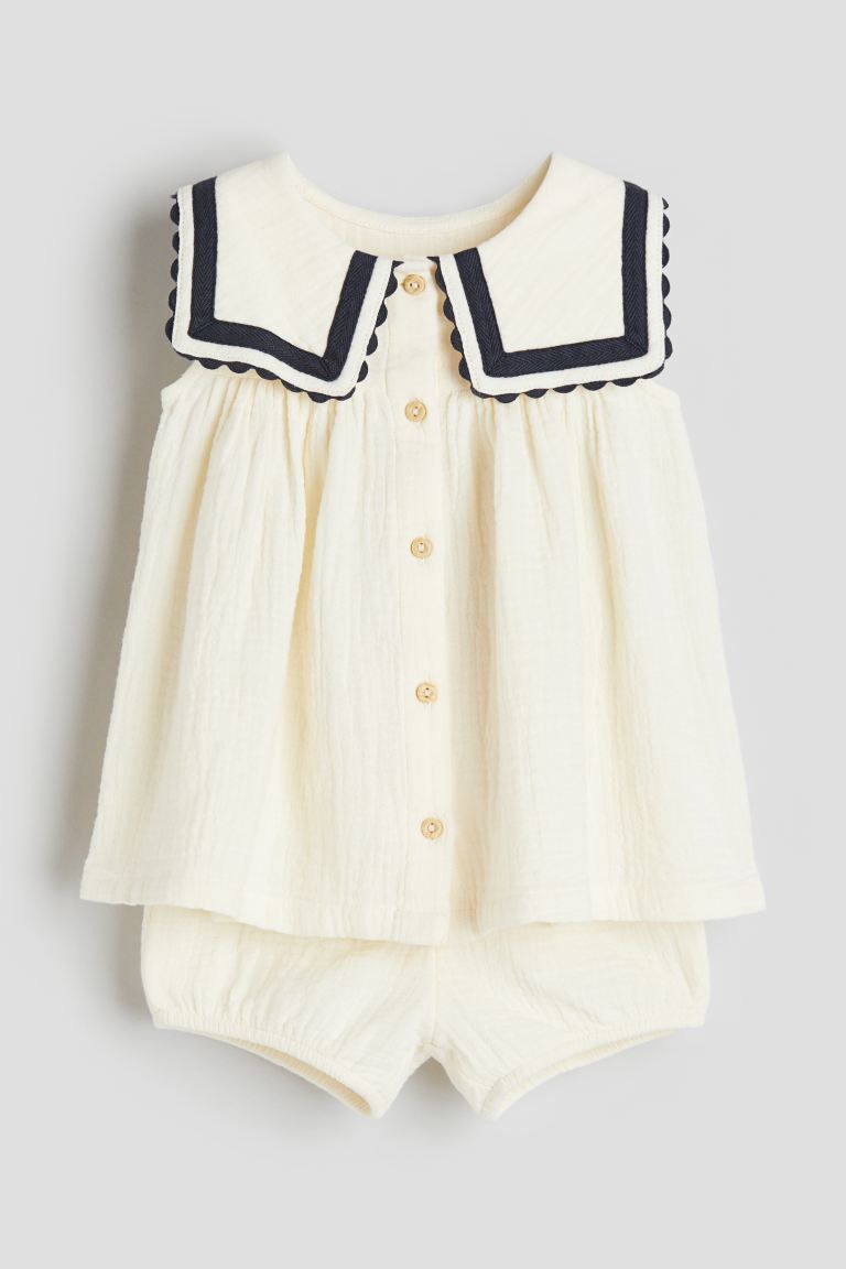 2-piece Muslin Dress and Bloomers Set | H&M (US + CA)