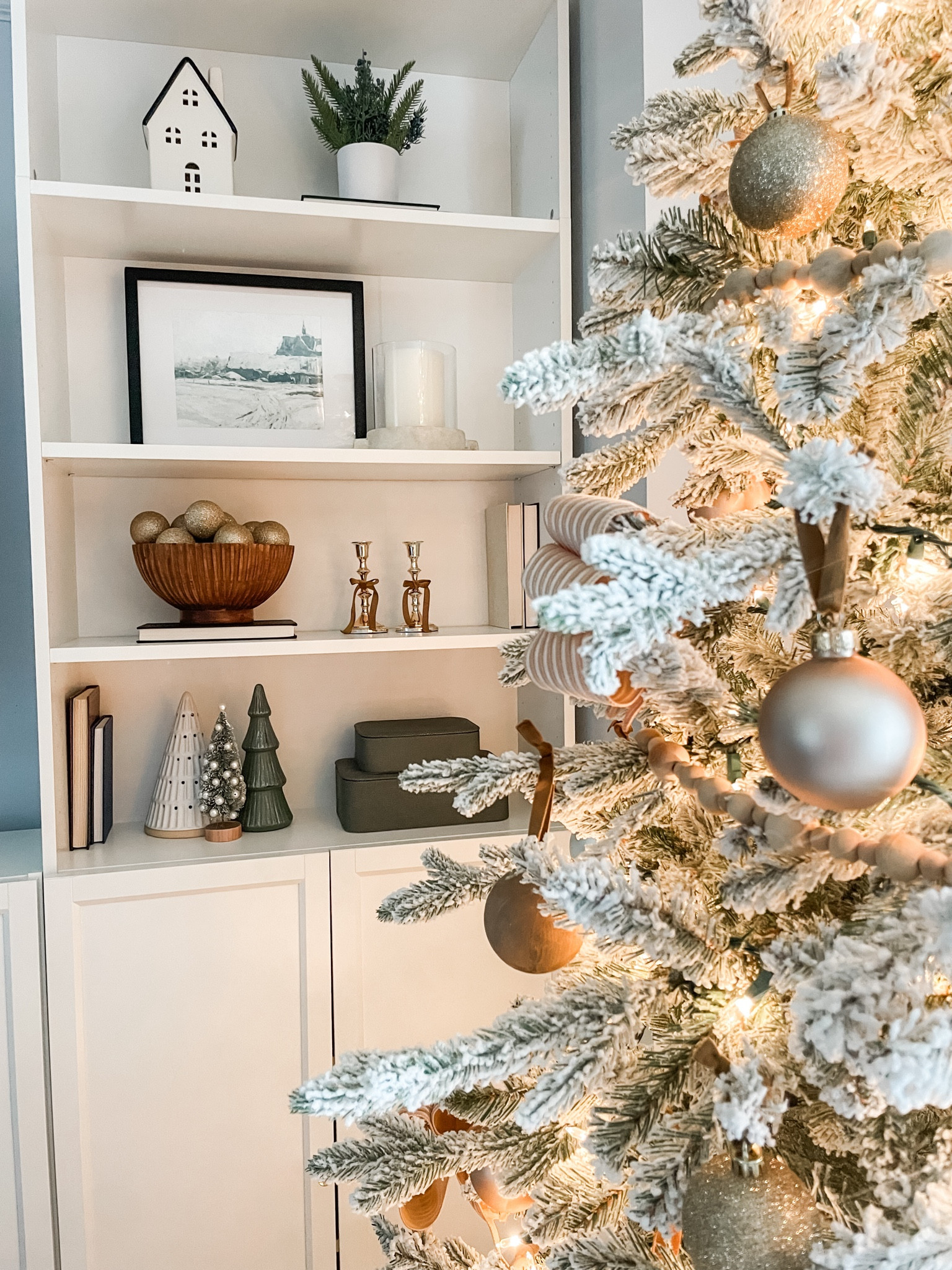 Christmas Shelf Styling | Decor

Christmas Decor | Christmas Decorations | Holiday Shelf

#LTKHoliday #LTKhome #LTKfindsunder50