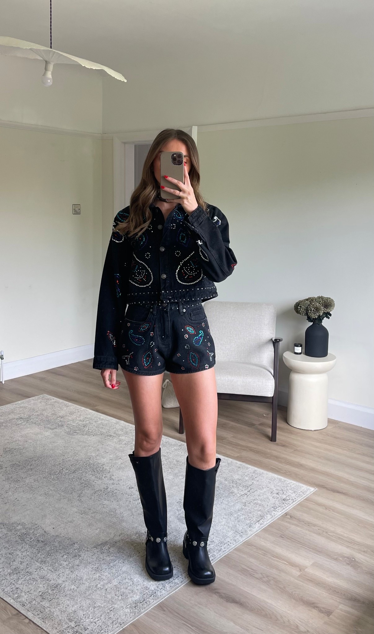 Beyoncé’s cowboy Carter outfit inspiration 
Size 8 in the denim jacket and the denim shorts
Flat black cowboy boots 



#LTKsummer #LTKeurope #LTKuk