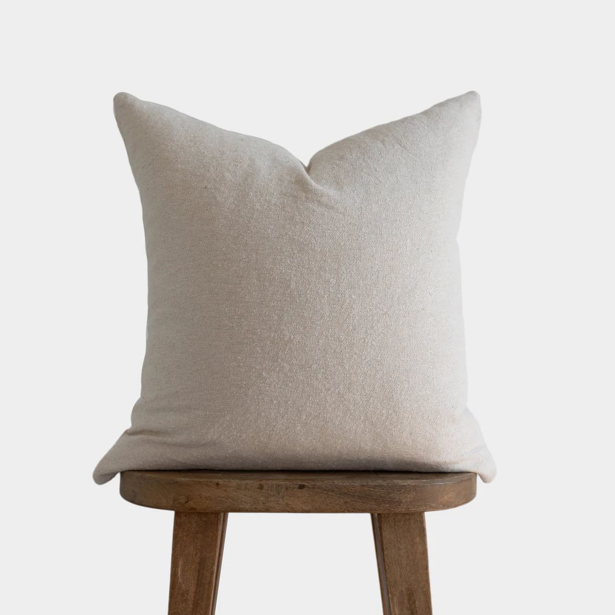 Wren in Warm Charcoal - 22" | 26" Moroccan Pillow Cover | Woven Nook