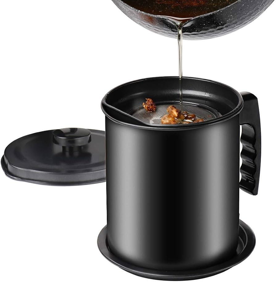 Cambom Bacon Grease Container with Fine Mesh Strainer, 1.3 L almost 6 Full Cups Iron Cooking Oil ... | Amazon (US)