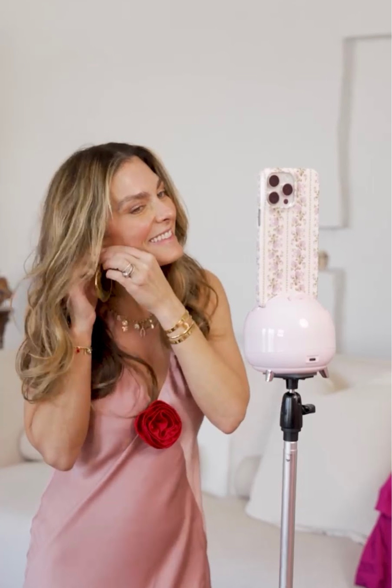 The best thing I’ve used for filming! 

#LTKSeasonal #LTKhome #LTKstyletip