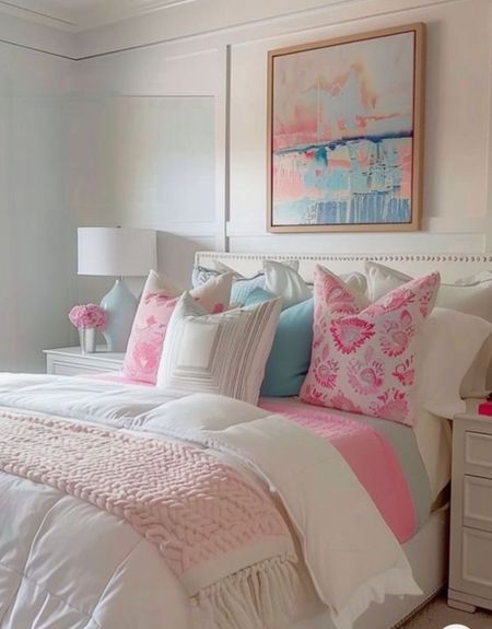 elegant preppy bedroom decor idea🌸⭐️🎀