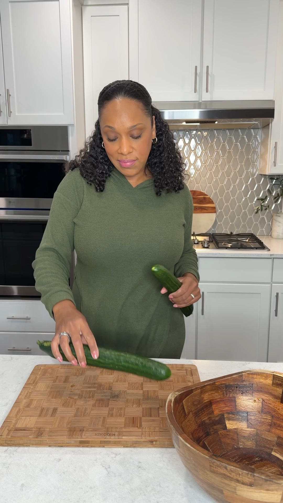 I’ve been eating this salad on repeat 

I prep all the toppings ahead of time and leave out the lettuce, dressing, and avocado so everything stays fresh. When I’m ready to eat, I just add all the prepared toppings on arugula and add dressing and avocado. It comes together in a couple minutes and it's one less thing I have to think about during the week.

*Comment link and I’ll send you everything I use to prep my salads for the week

*Everything I use to prep my salads for the week is linked 




#LTKHome #LTKmomlife #LTKfoodie