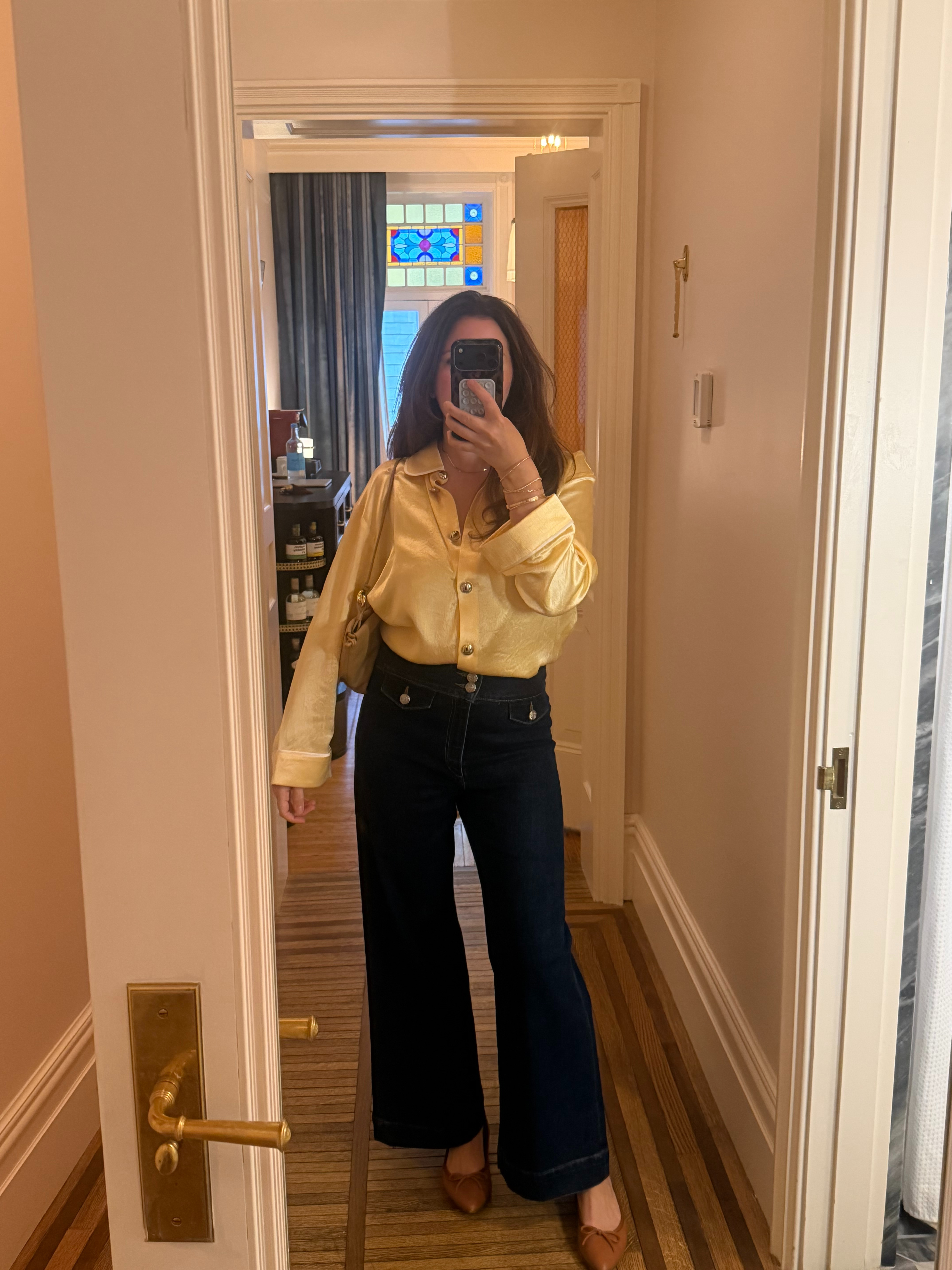 Night out in NYC! 

dinner l outfit l jeans l bag l flats 

 