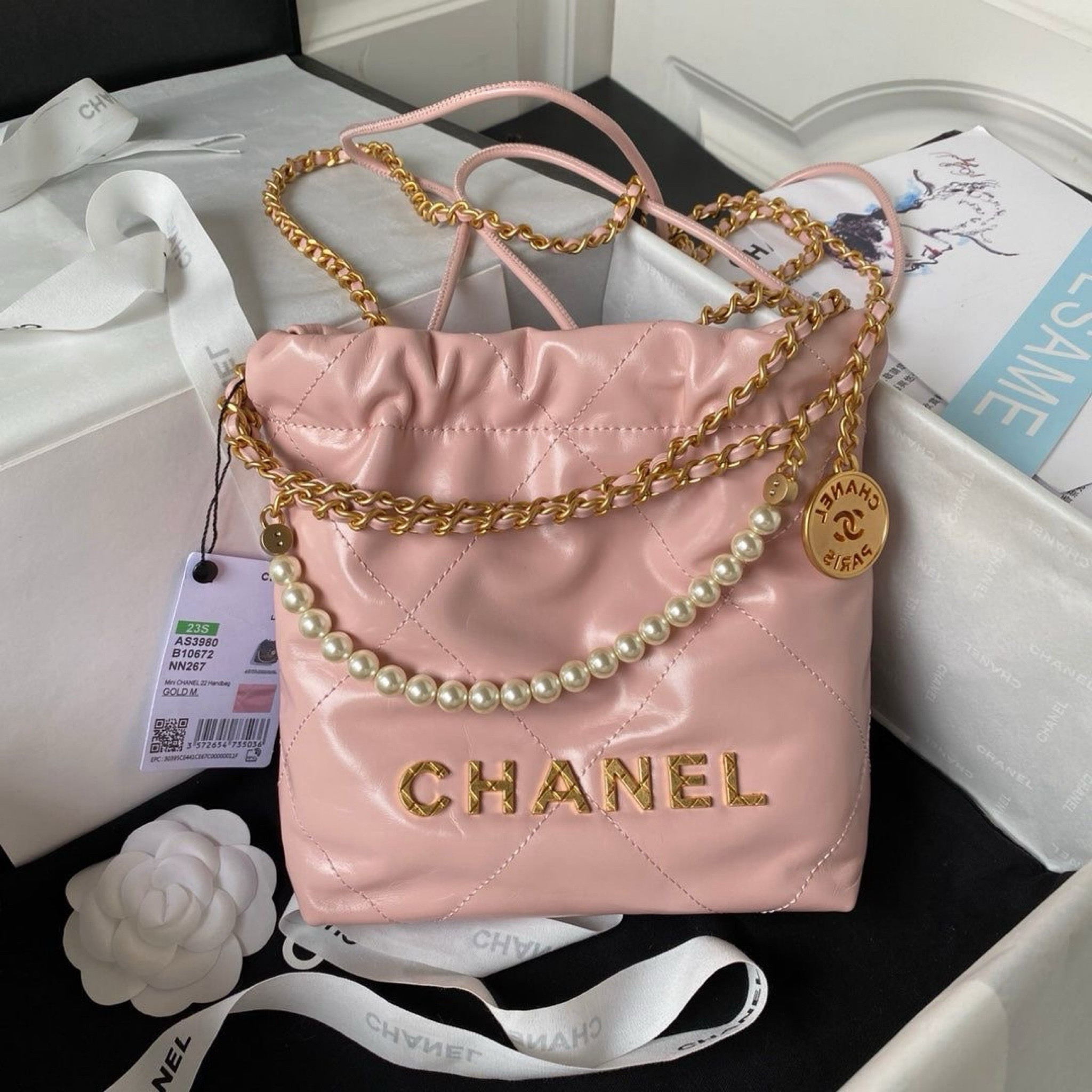 Chanel tote
#dhgate

#LTKitbag #LTKsalealert