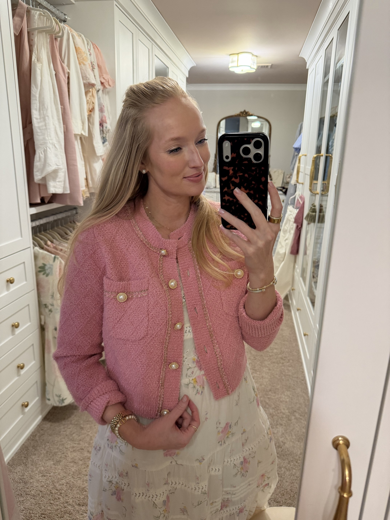 Excited to bring out this pink Amazon sweater again! This was a best seller this time last year. It’s thicker so perfect to transition from winter to spring. I’m wearing a small! 

Amazon fashion // Amazon find // Amazon best seller 

#LTKWorkwear