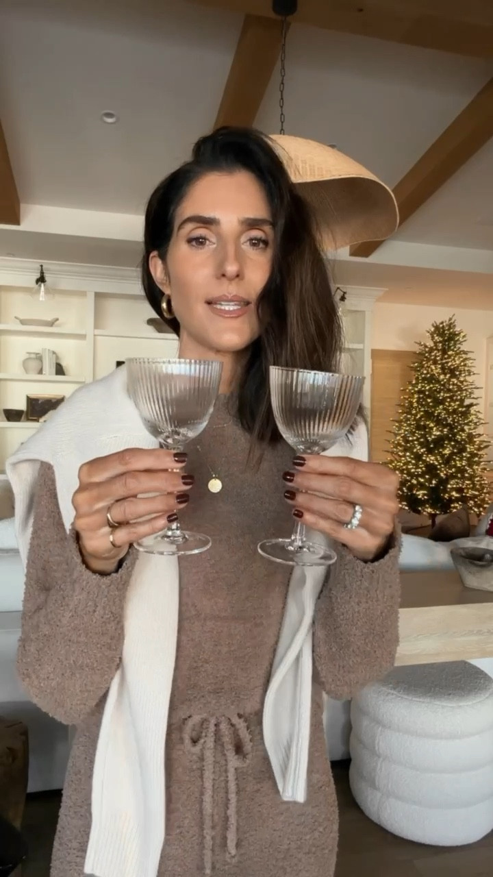 How beautiful are these cocktail glasses?! I use them every single day and would make such a great gift for anyone on your list! Such a great price for a set of 4 #stylinbyaylin #giftidea #amazon

#LTKHoliday #LTKGiftGuide #LTKHome