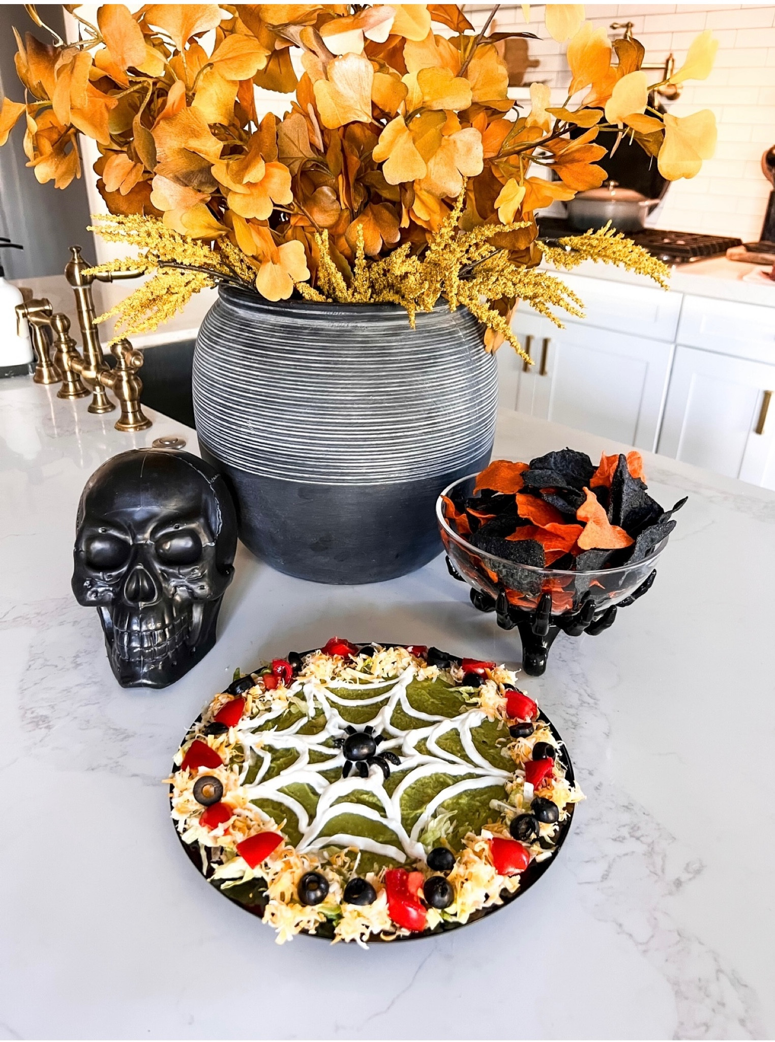 Halloween appetizer and party ideas! 

Halloween decor
Halloween appetizer
Party food
Halloween home
Spooky chic


#LTKHalloween #LTKHoliday #LTKparties