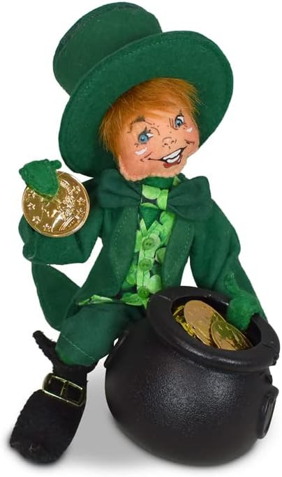 Annalee 9in St Patricks Pot of Gold Leprechaun | Amazon (US)