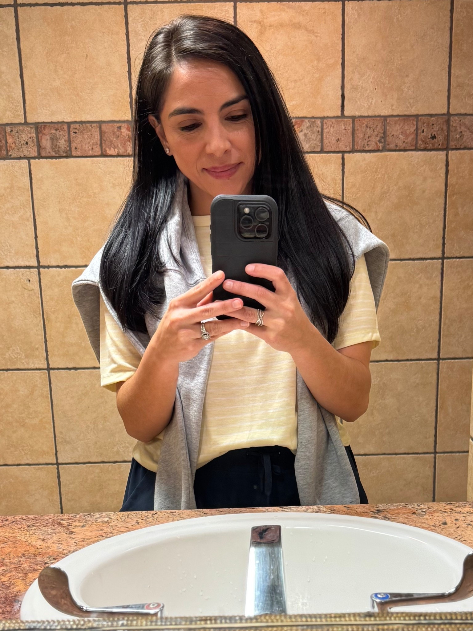 Atheltic wear, athletic shirts, cropped tea, sweatshirt. Target

#LTKActive #LTKPetite #LTKootd